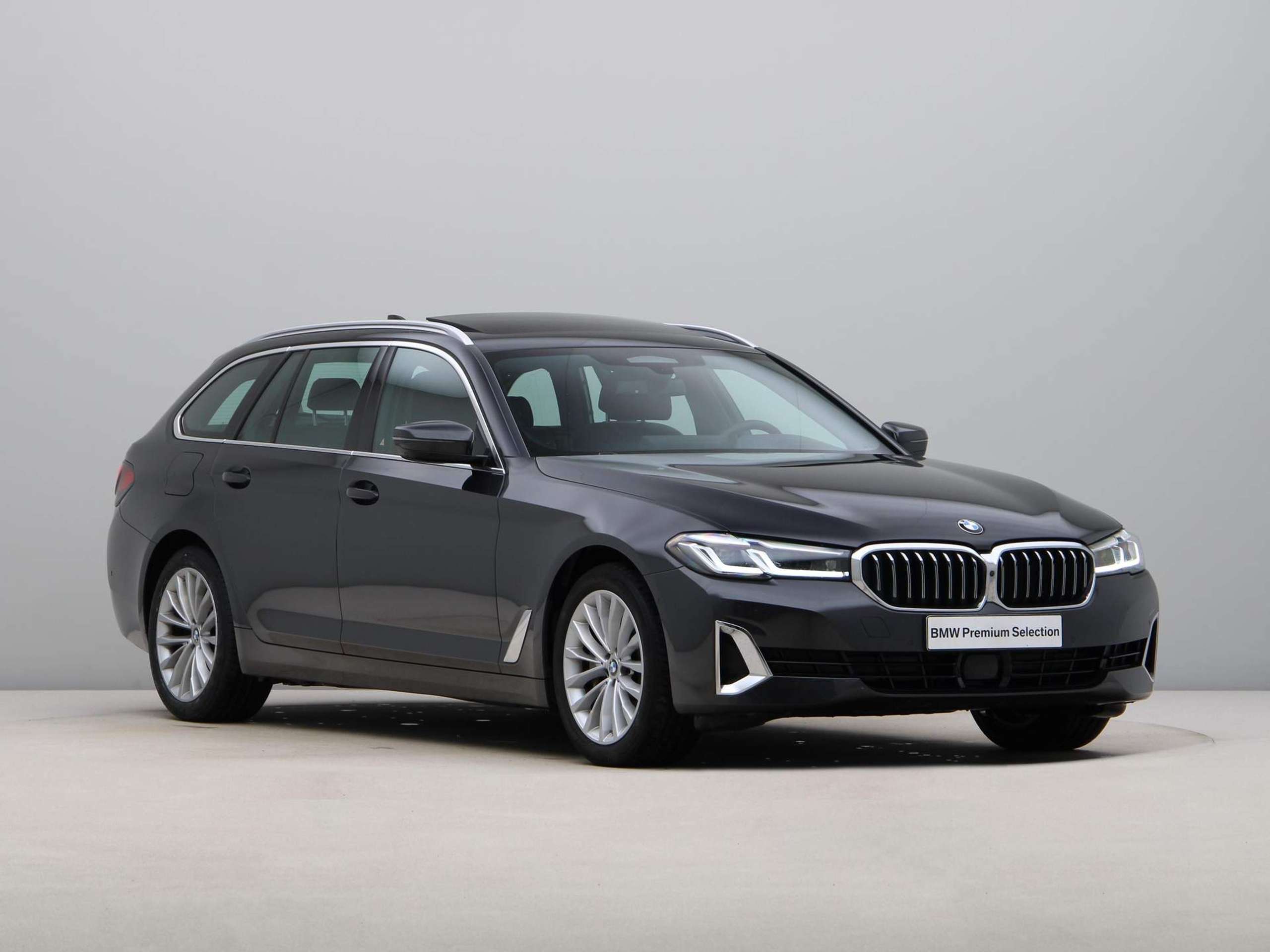 BMW - 530