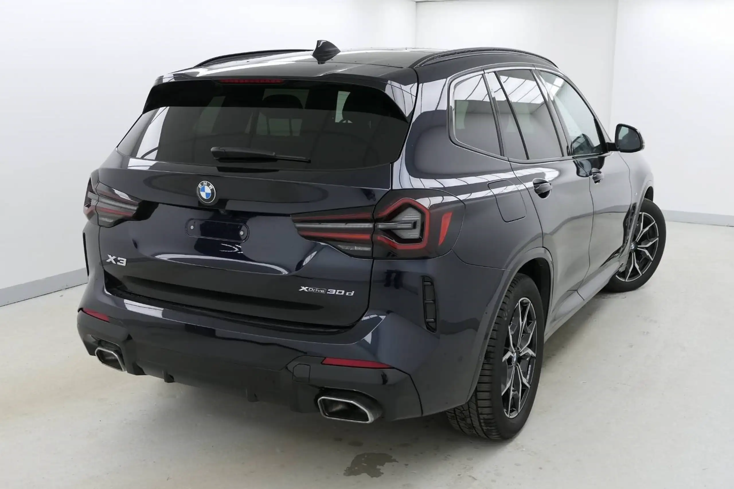 BMW - X3