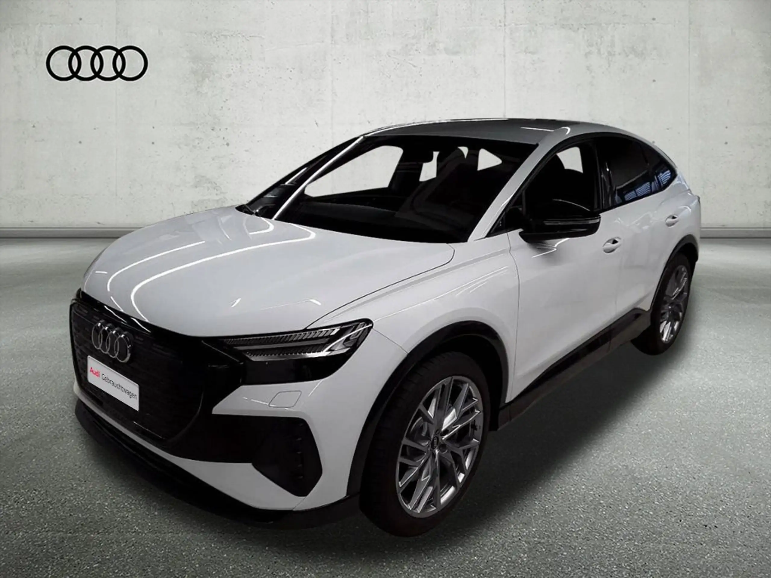 Audi - Q4 e-tron