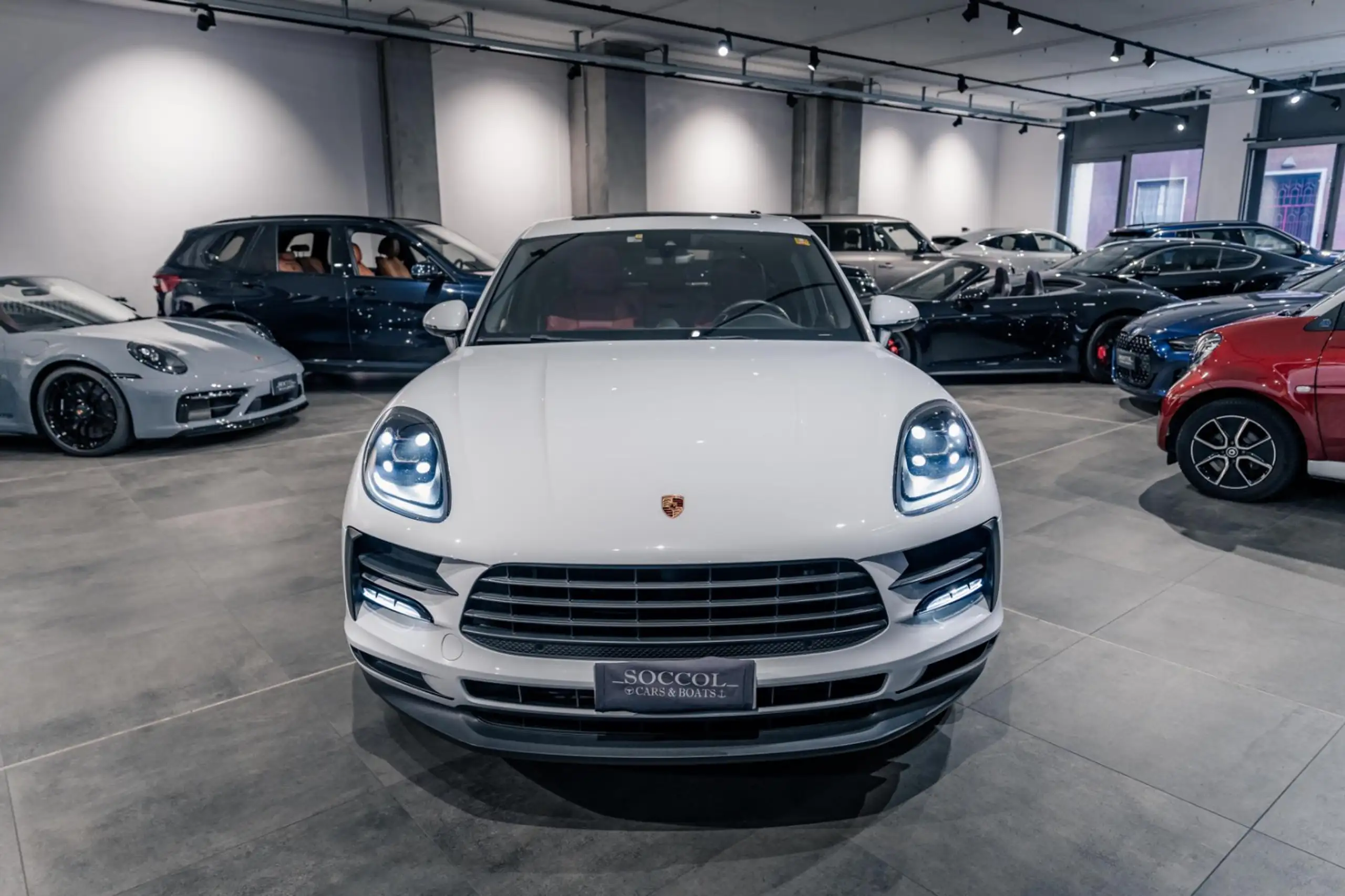 Porsche - Macan