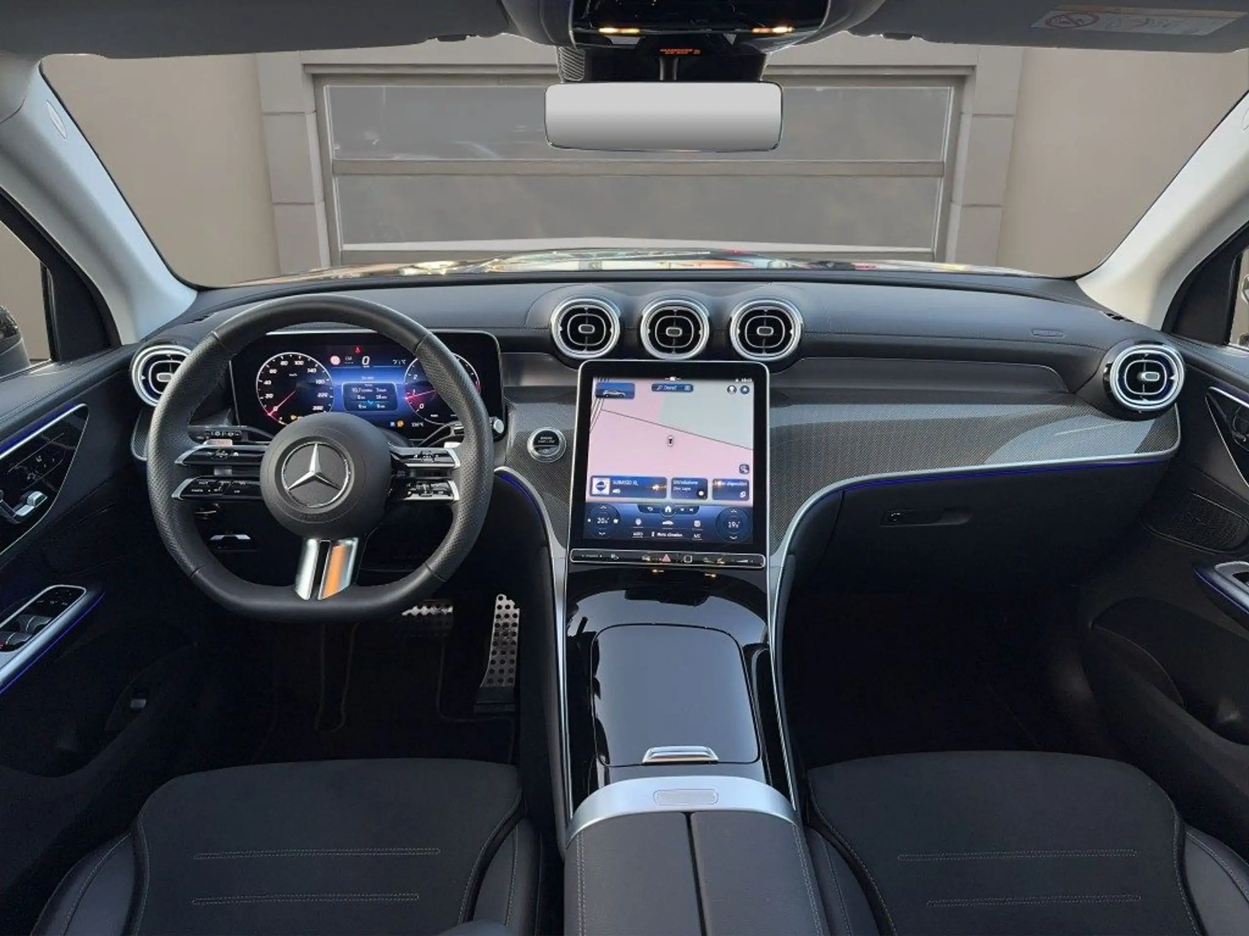 Mercedes-Benz - GLC 220