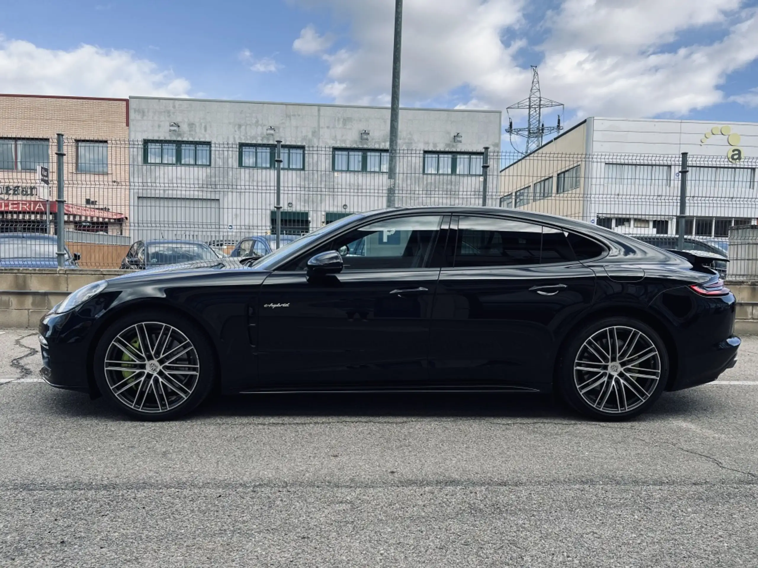 Porsche - Panamera