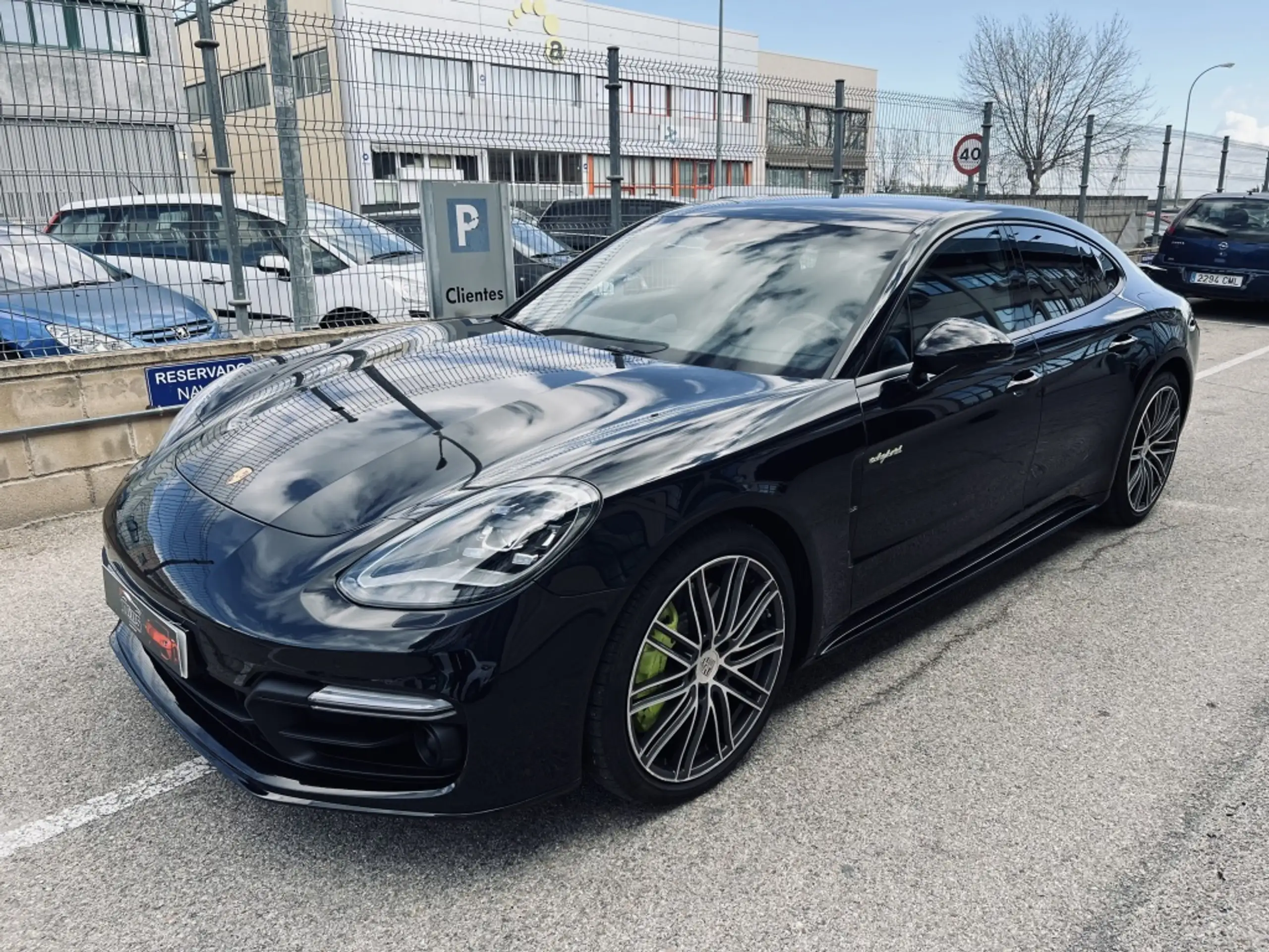 Porsche - Panamera