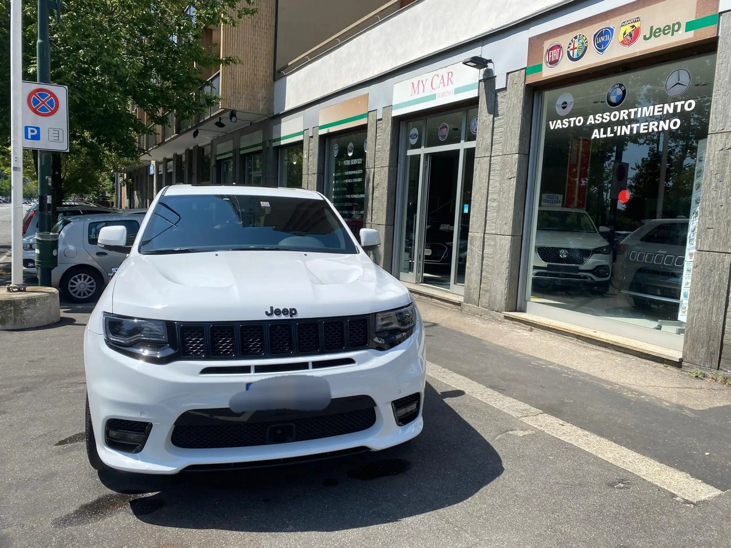 Jeep - Grand Cherokee