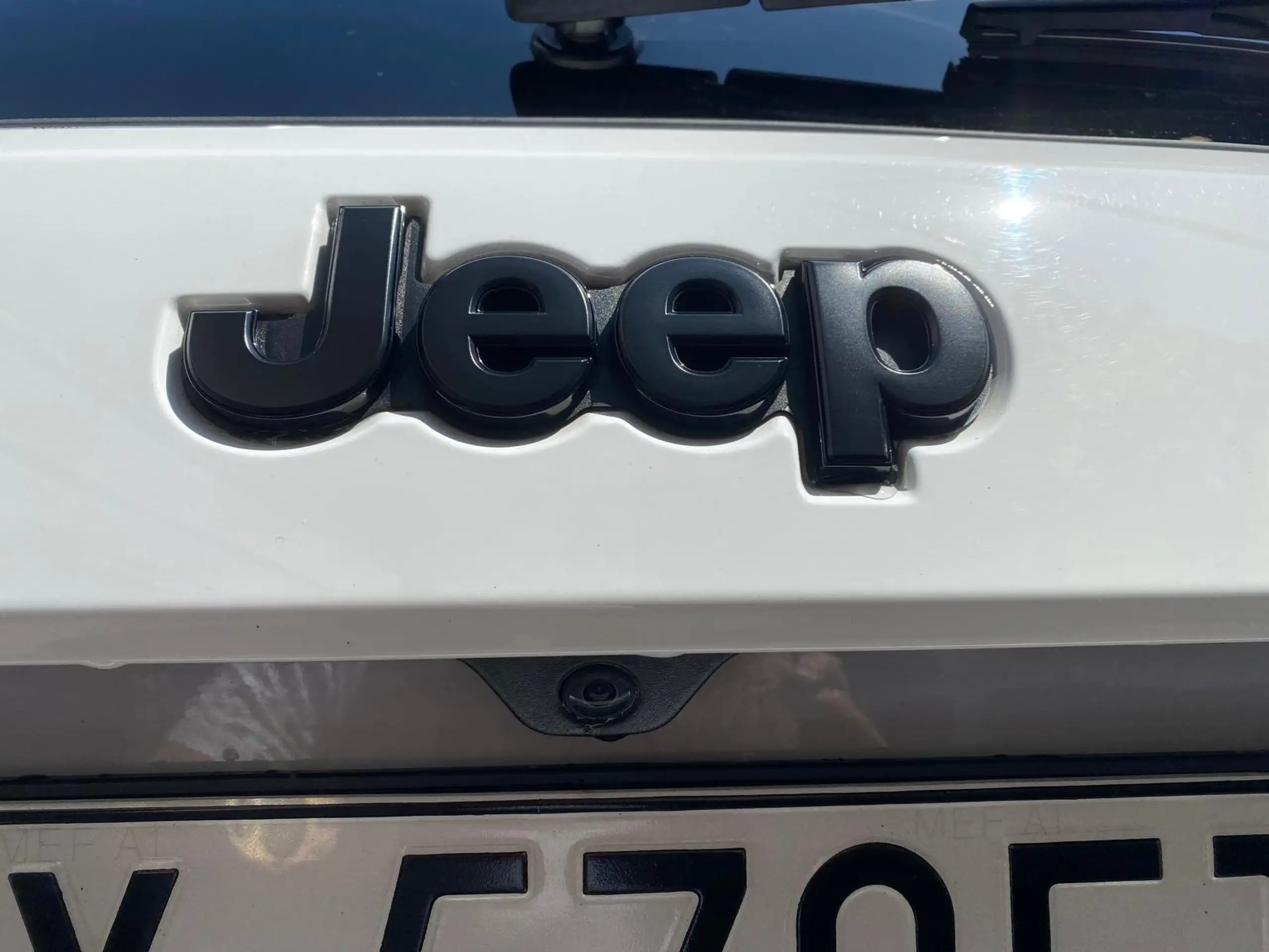 Jeep - Grand Cherokee