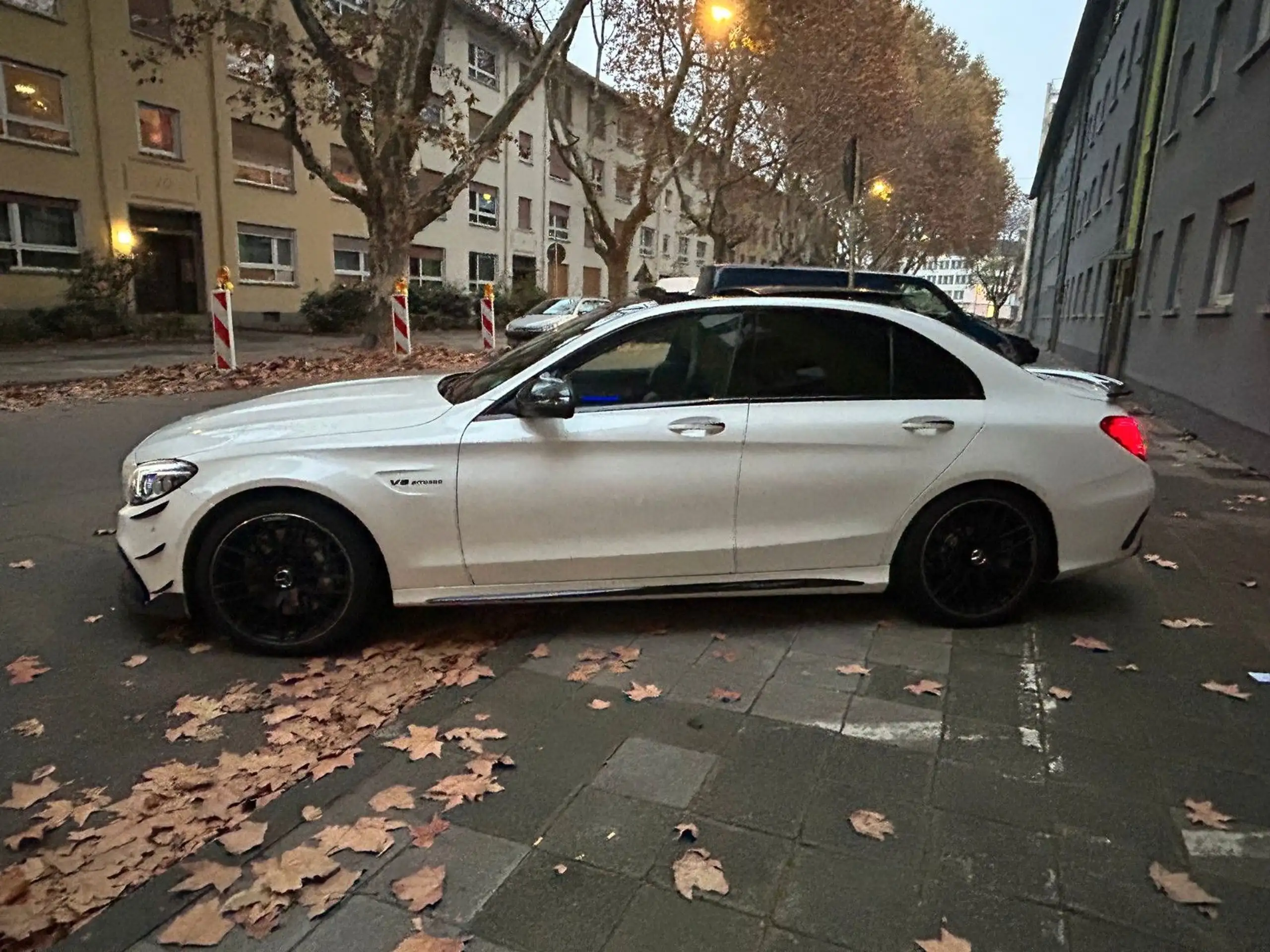 Mercedes-Benz - C 63 AMG