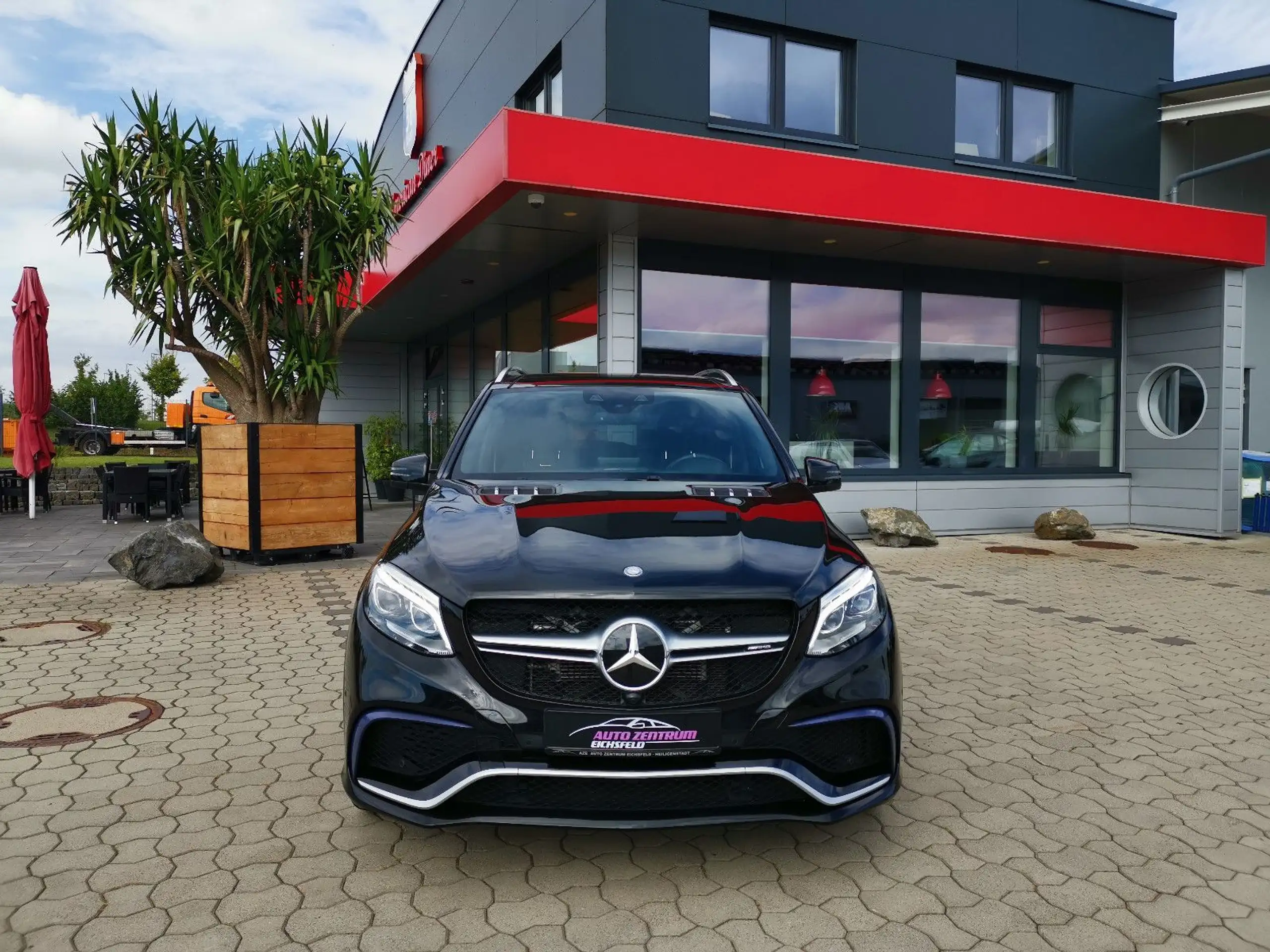 Mercedes-Benz - GLE 63 AMG