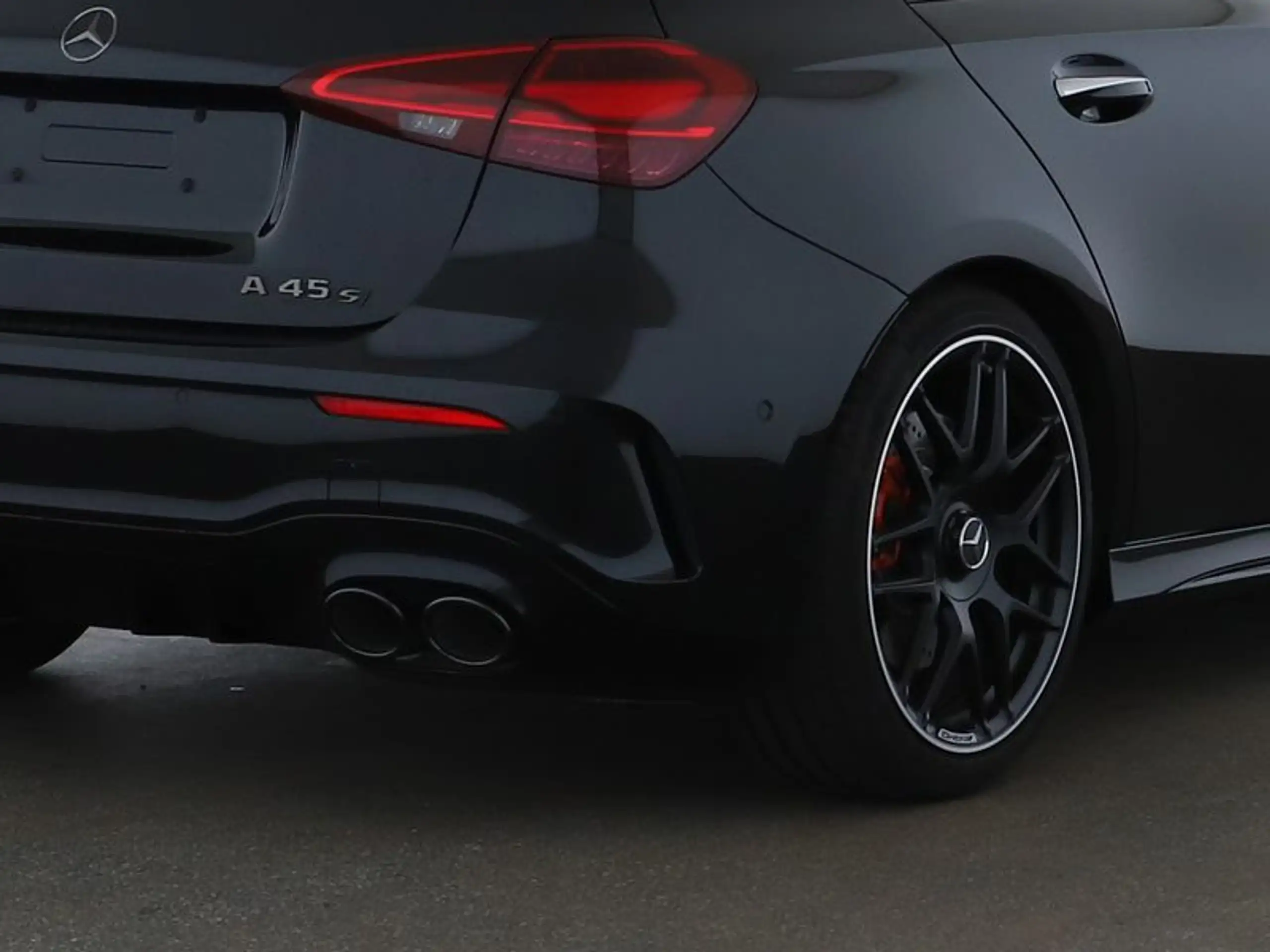 Mercedes-Benz - A 45 AMG