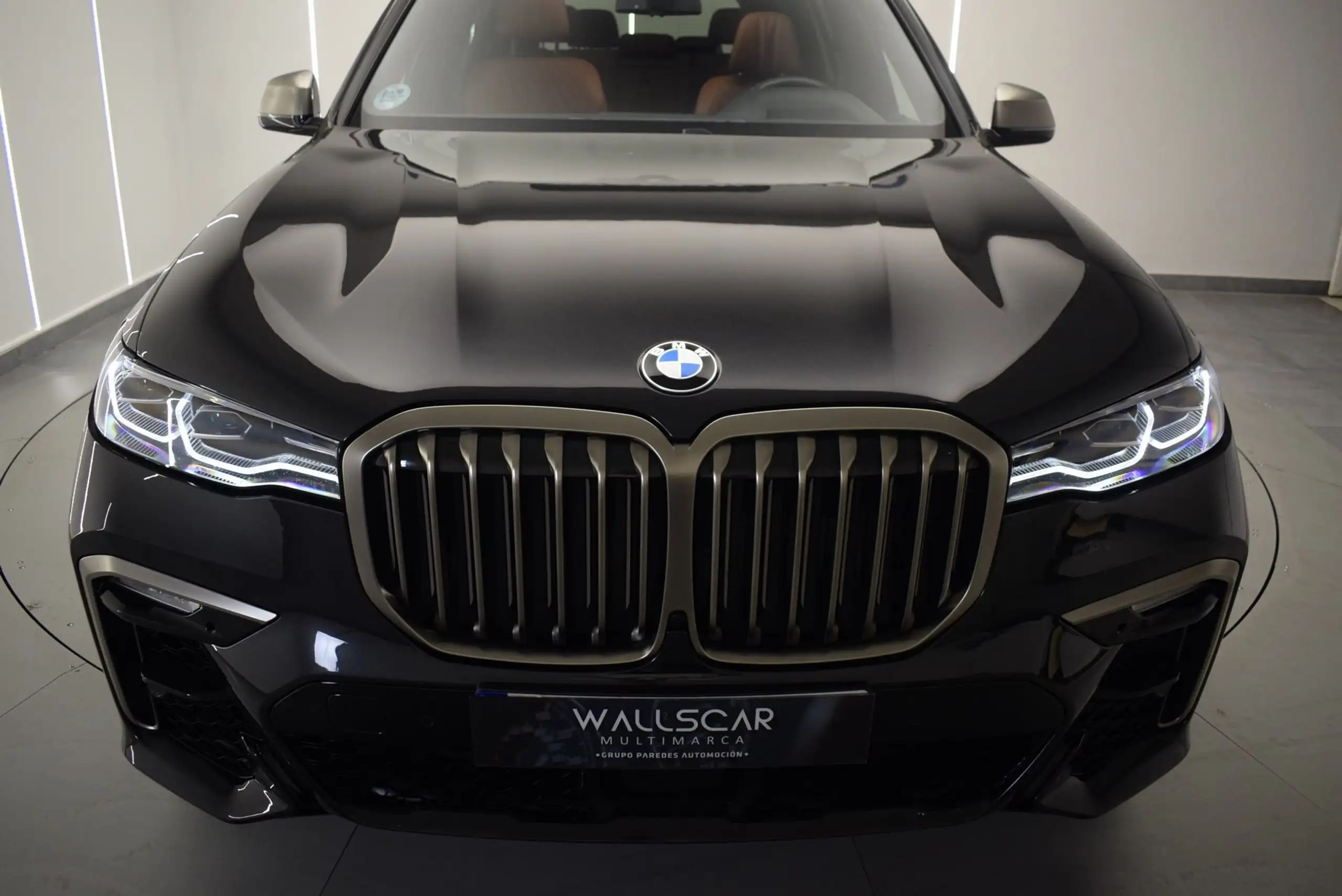 BMW - X7