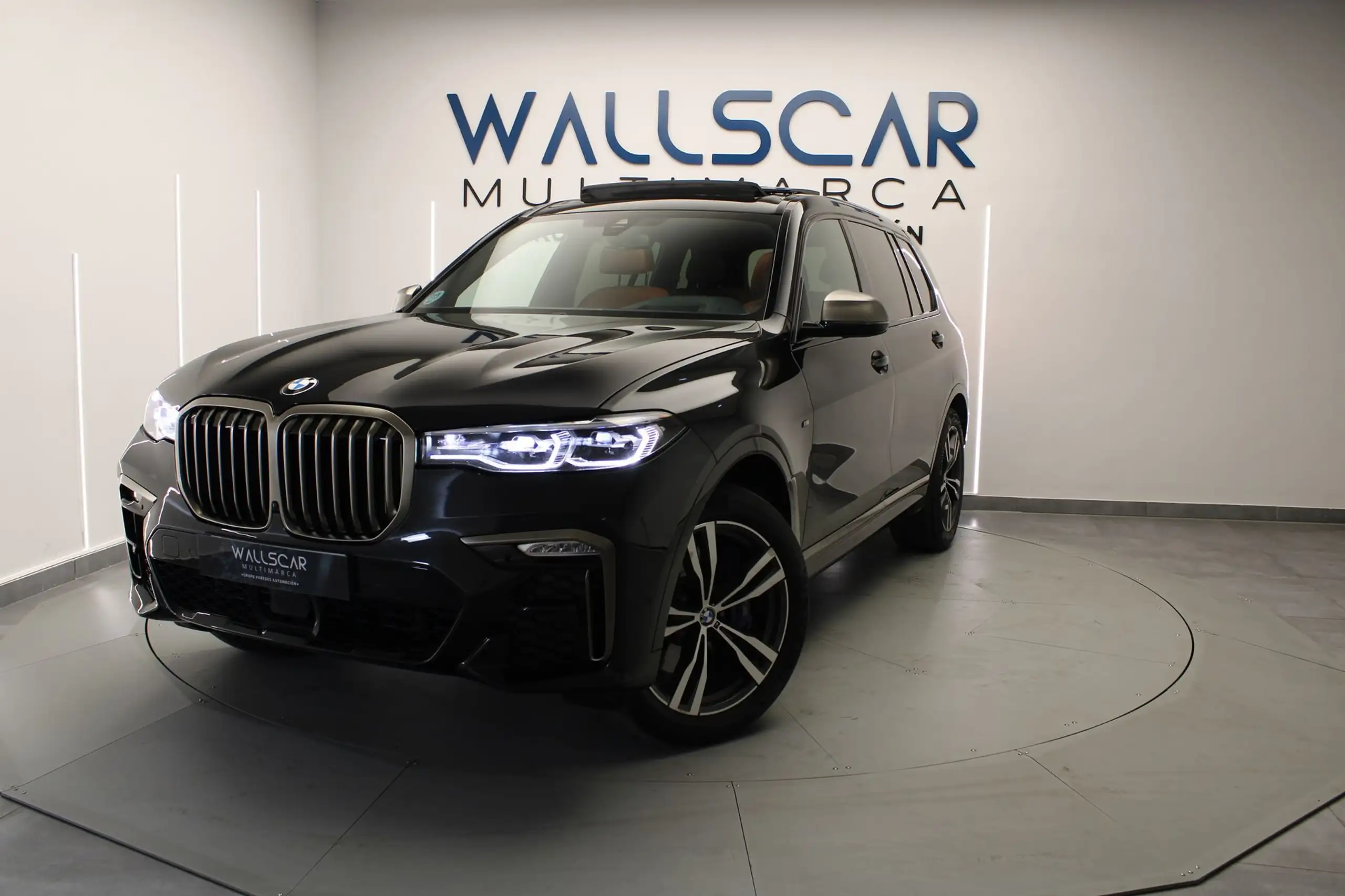 BMW - X7