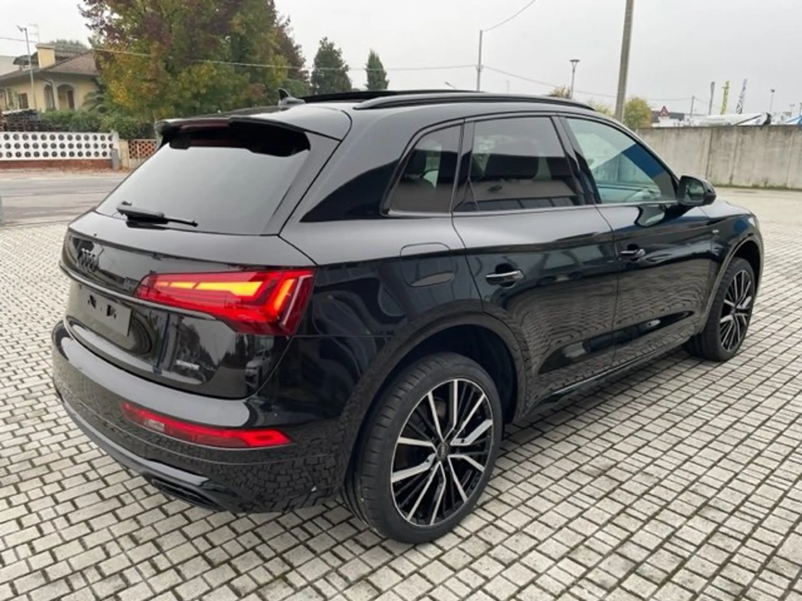 Audi - Q5