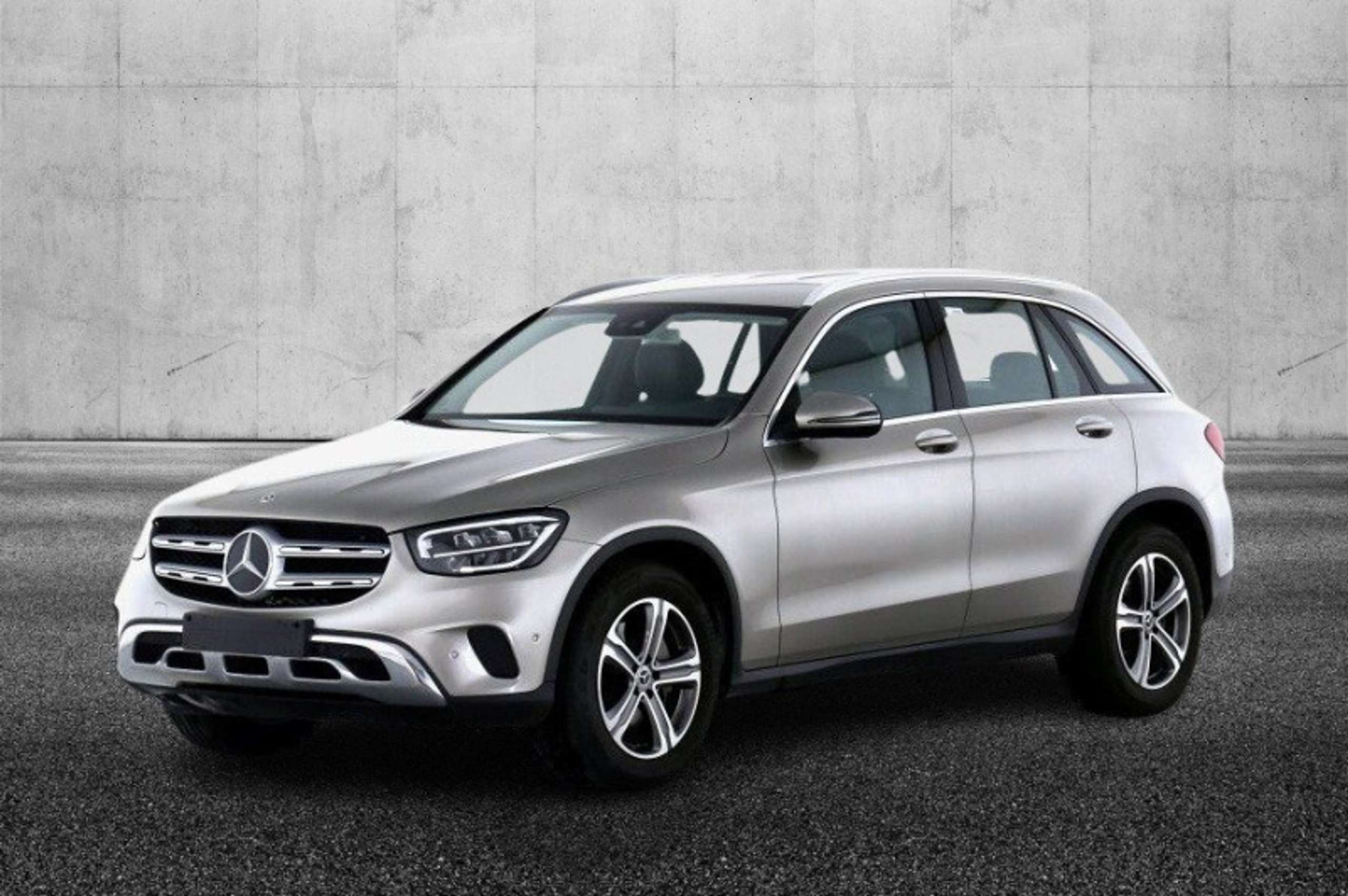 Mercedes-Benz - GLC 220