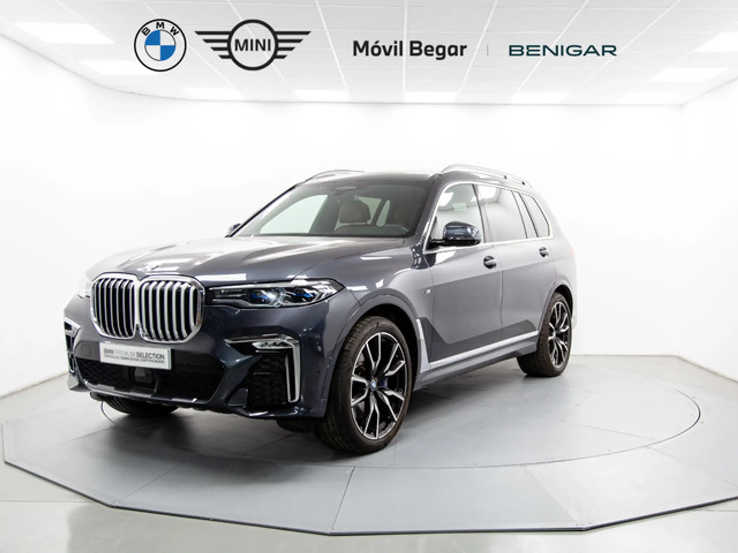 BMW - X7