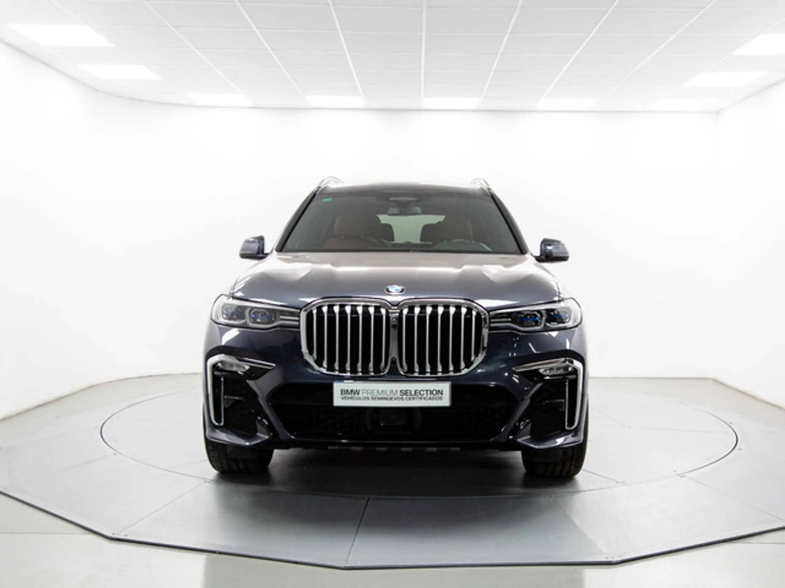 BMW - X7