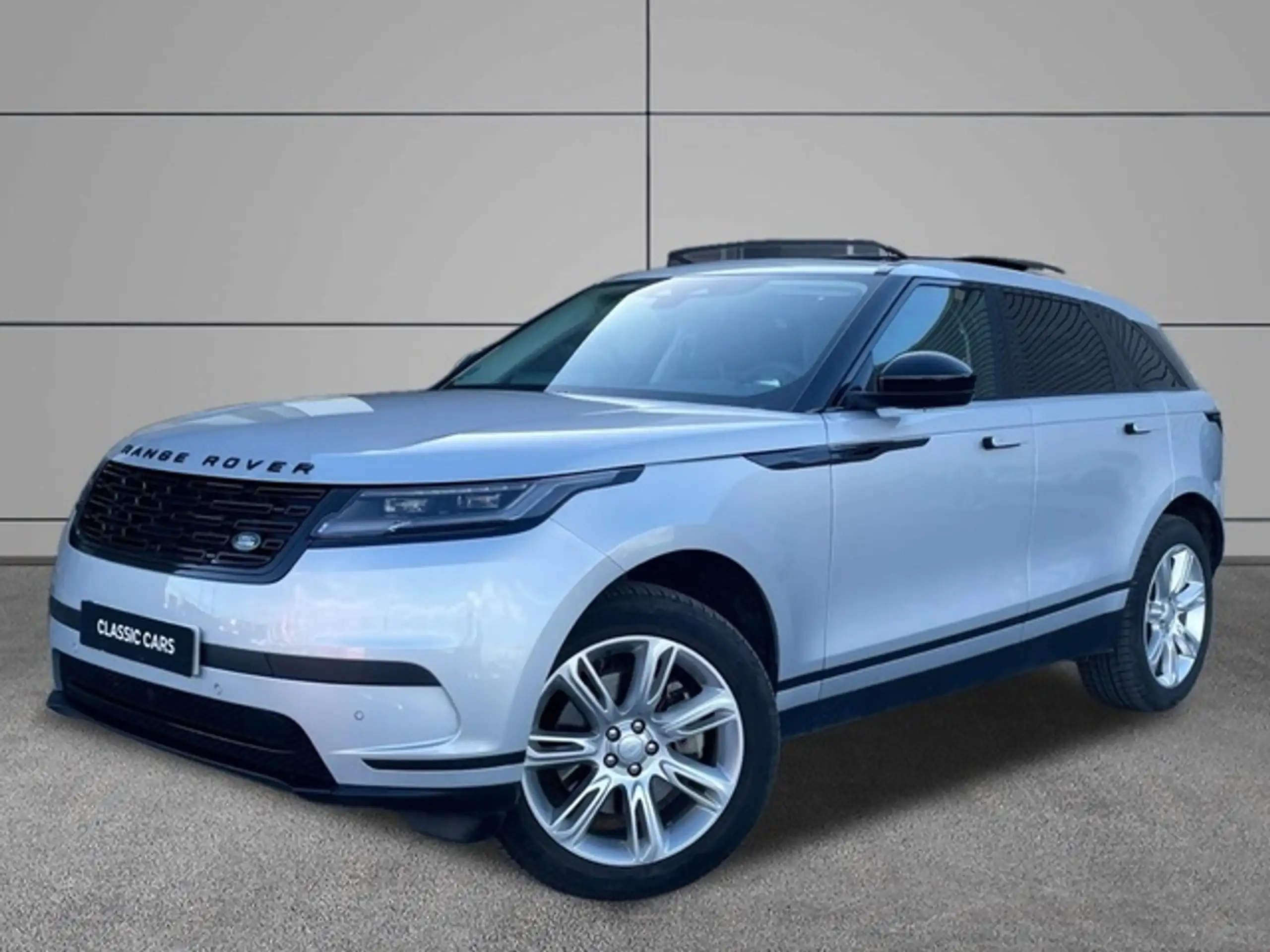 Land Rover - Range Rover Velar