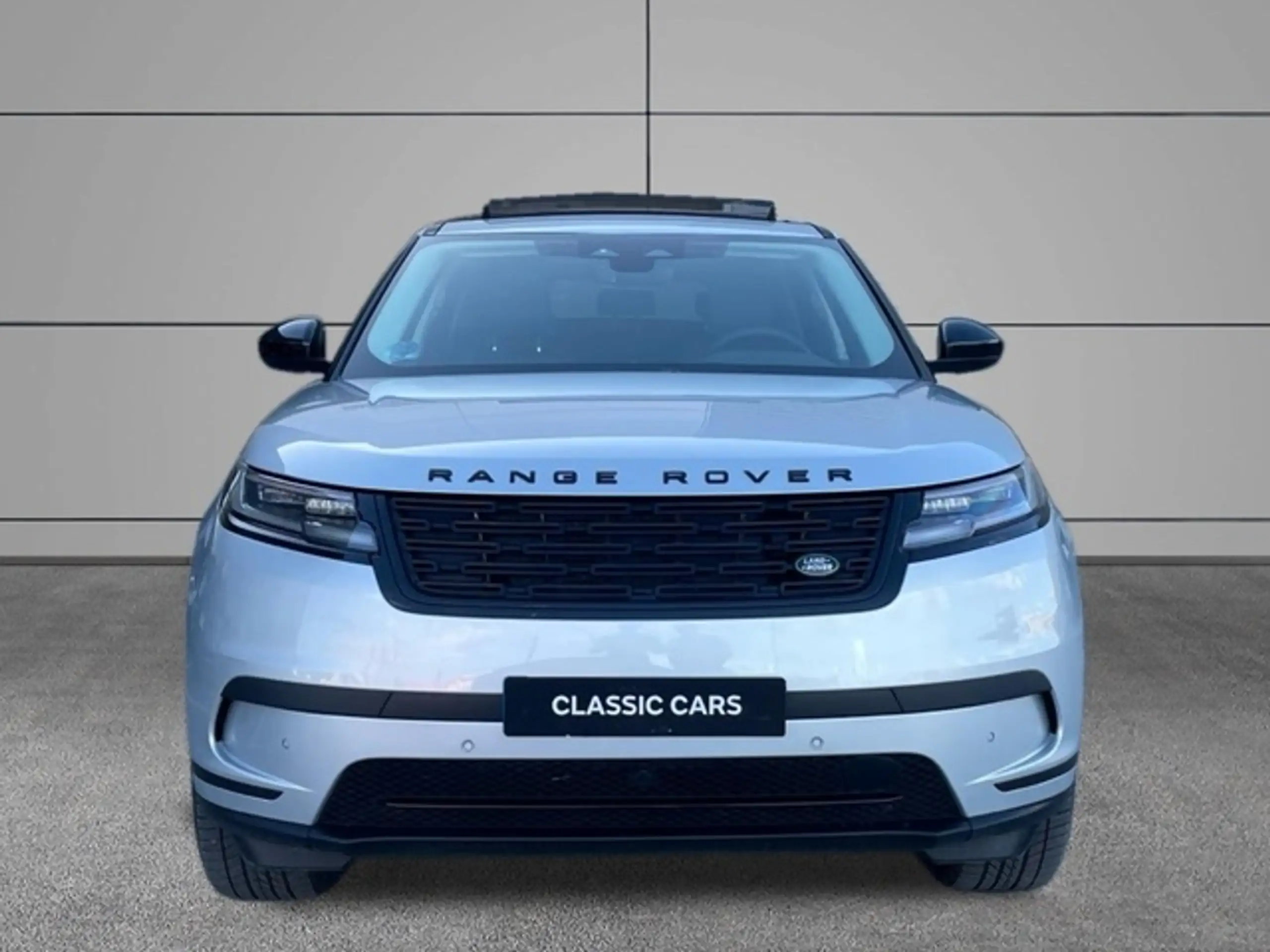 Land Rover - Range Rover Velar