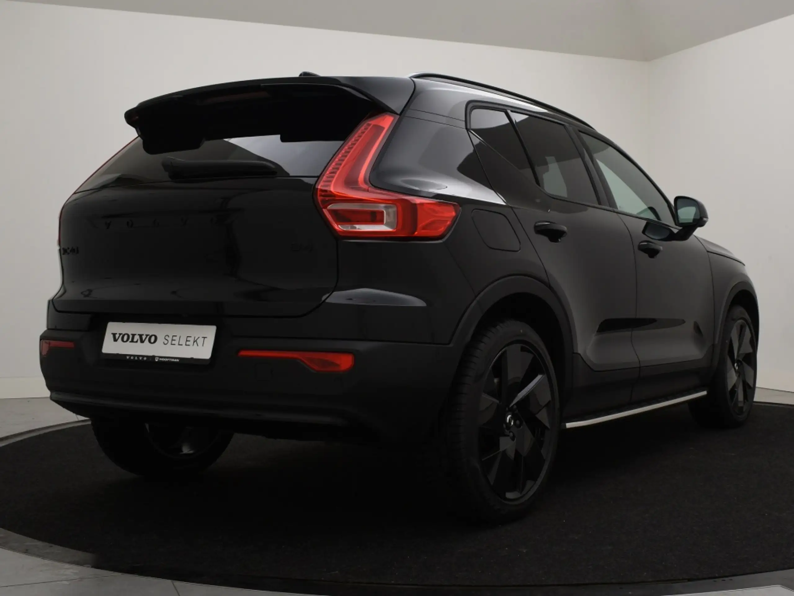 Volvo - XC40