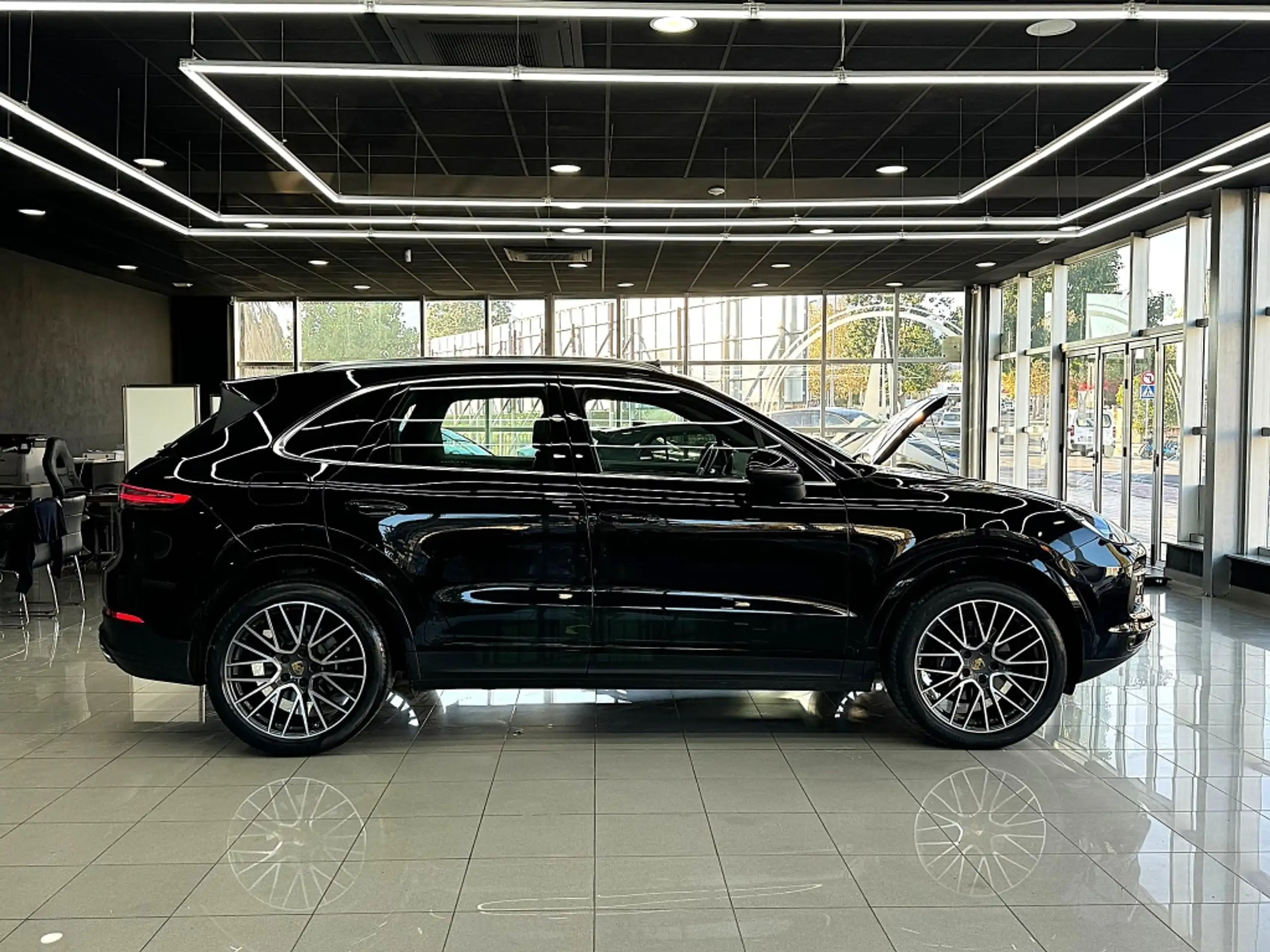 Porsche - Cayenne