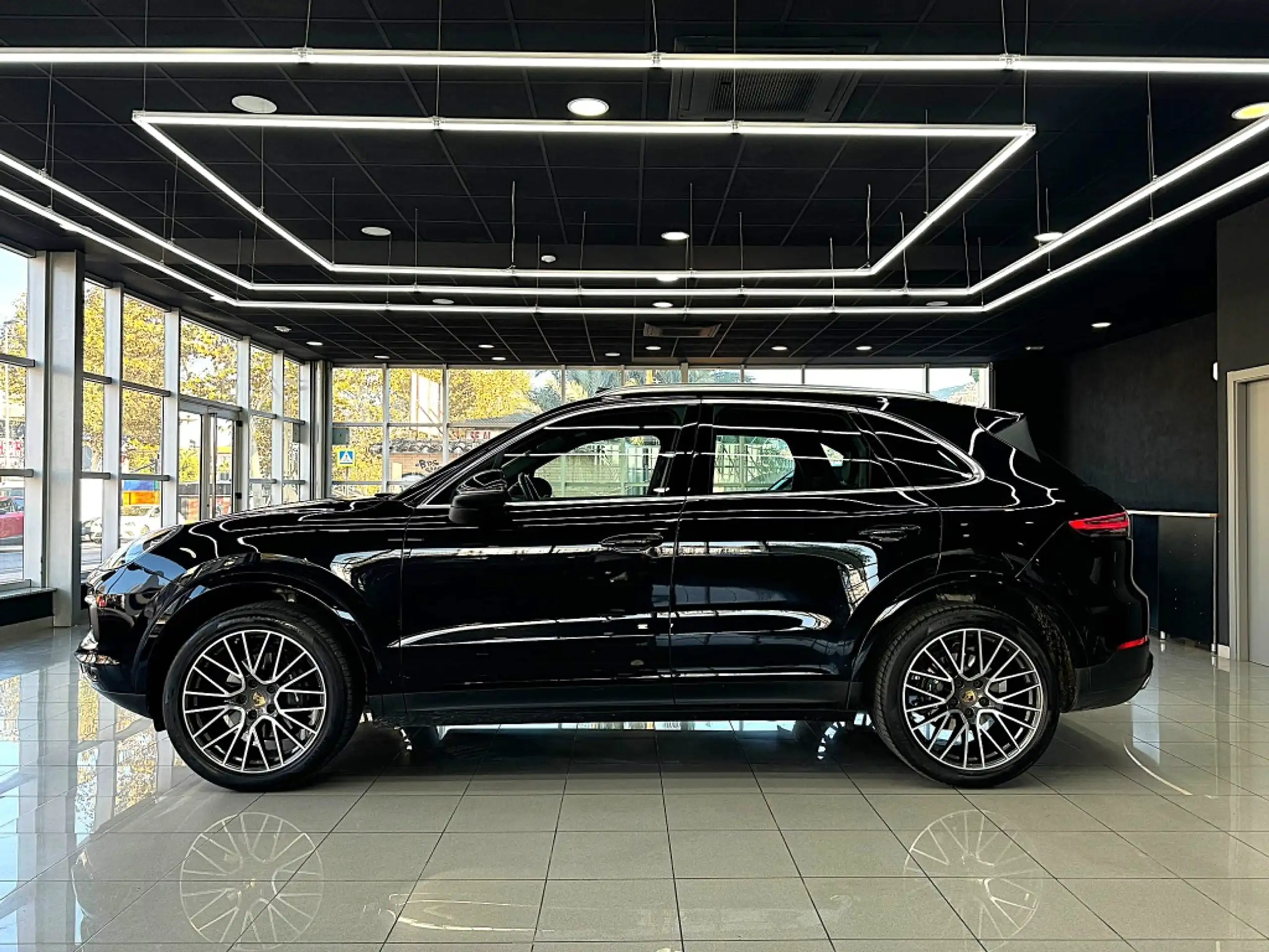 Porsche - Cayenne