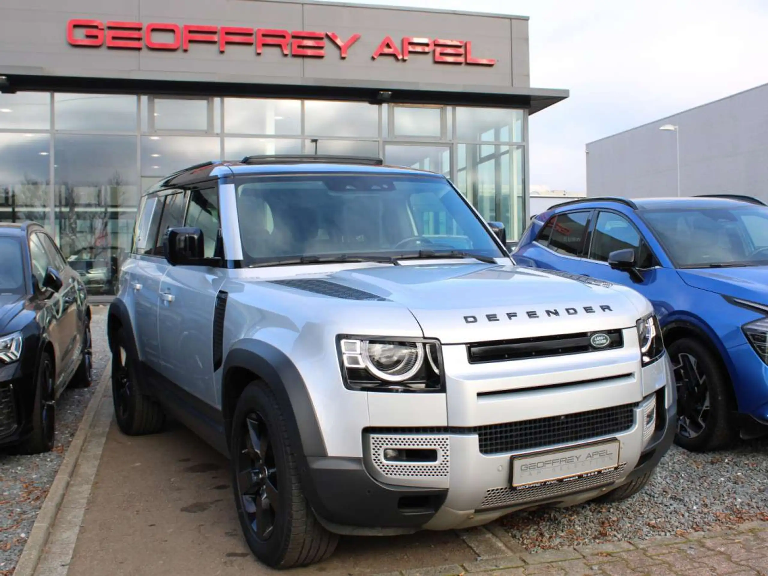 Land Rover Defender 2020