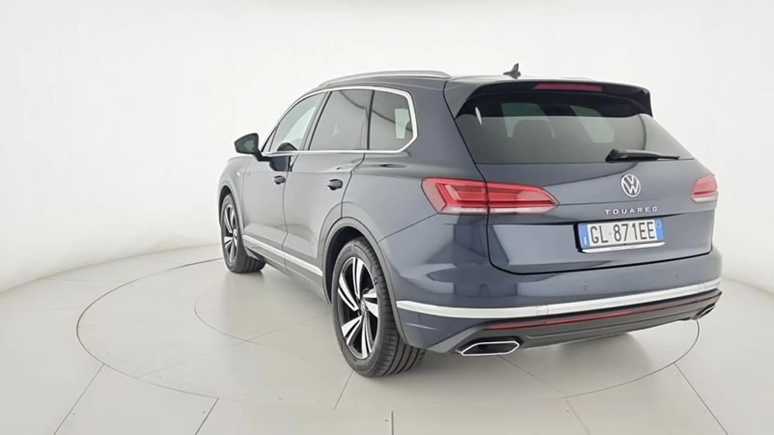 Volkswagen - Touareg