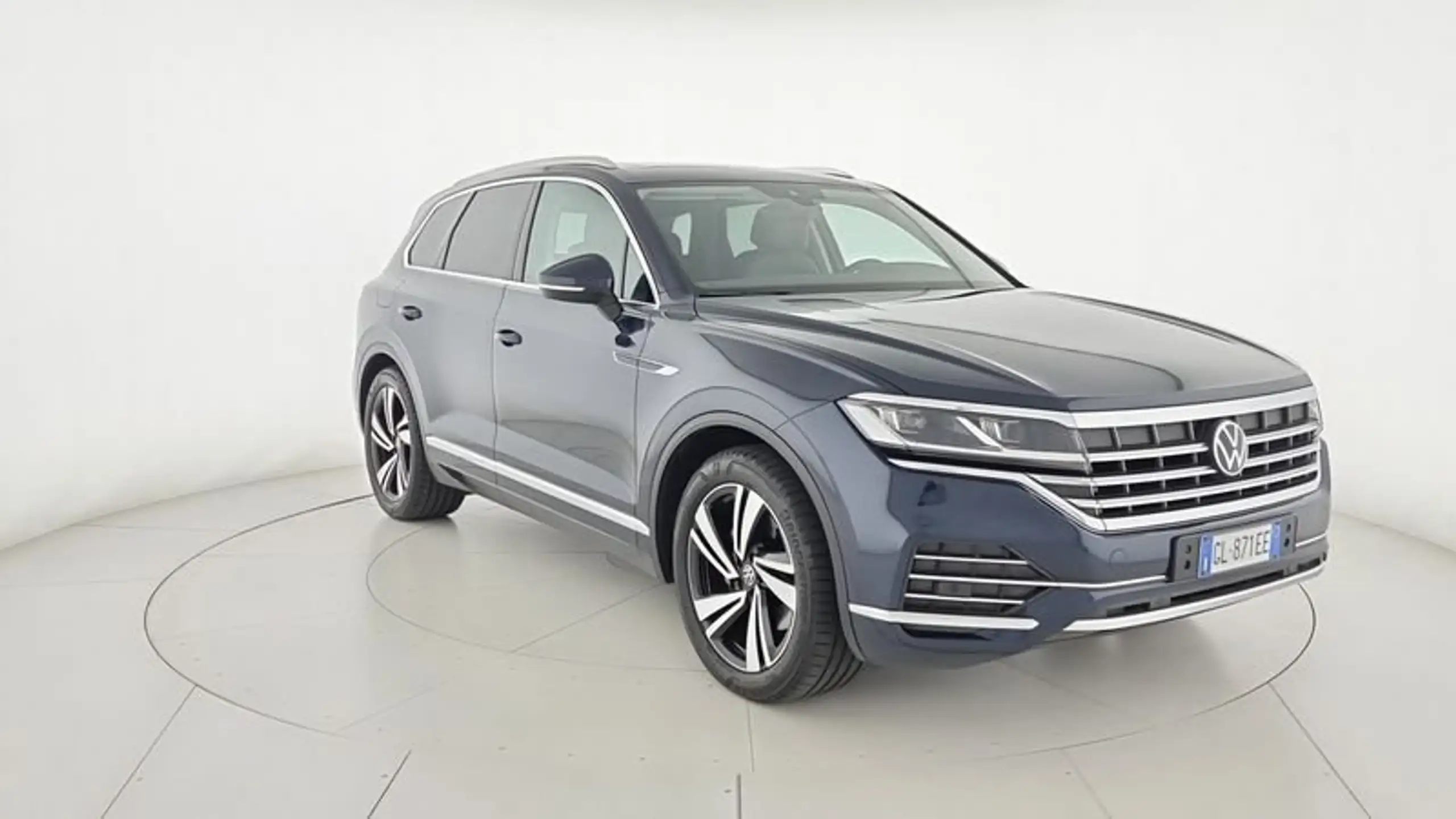 Volkswagen - Touareg