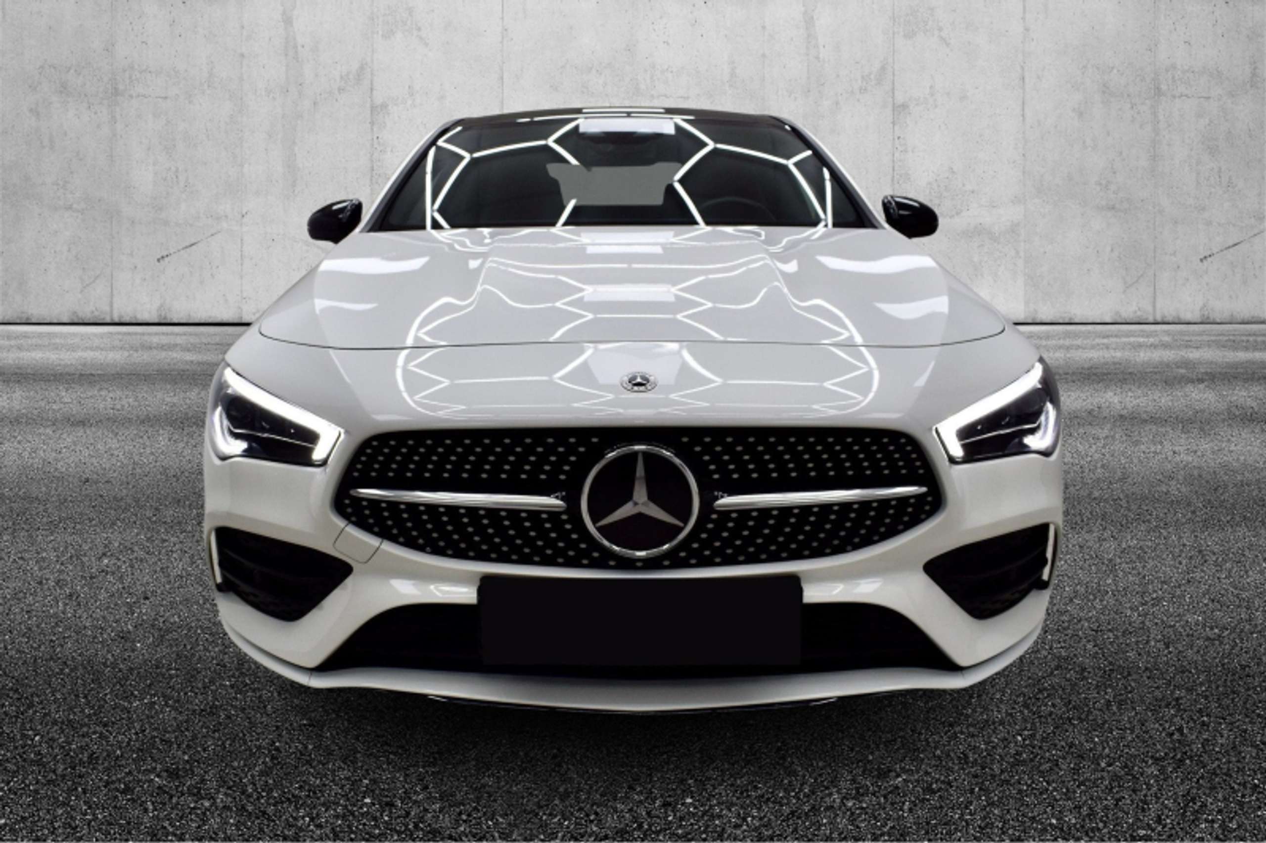 Mercedes-Benz - CLA 200