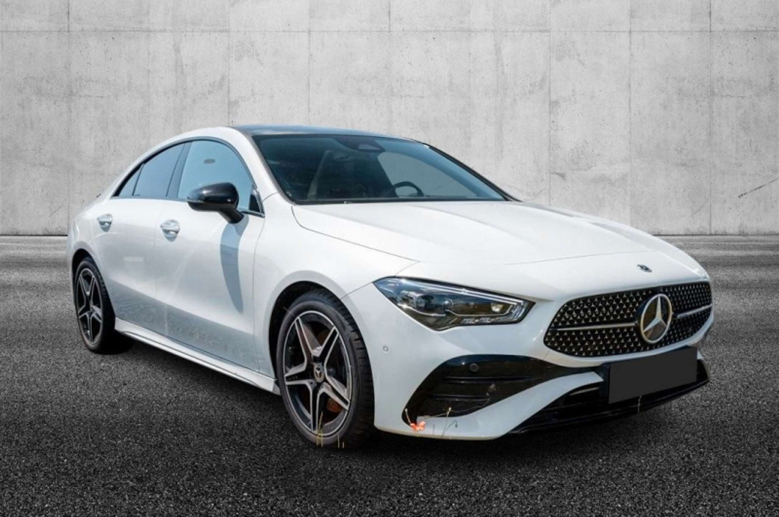 Mercedes-Benz - CLA 200