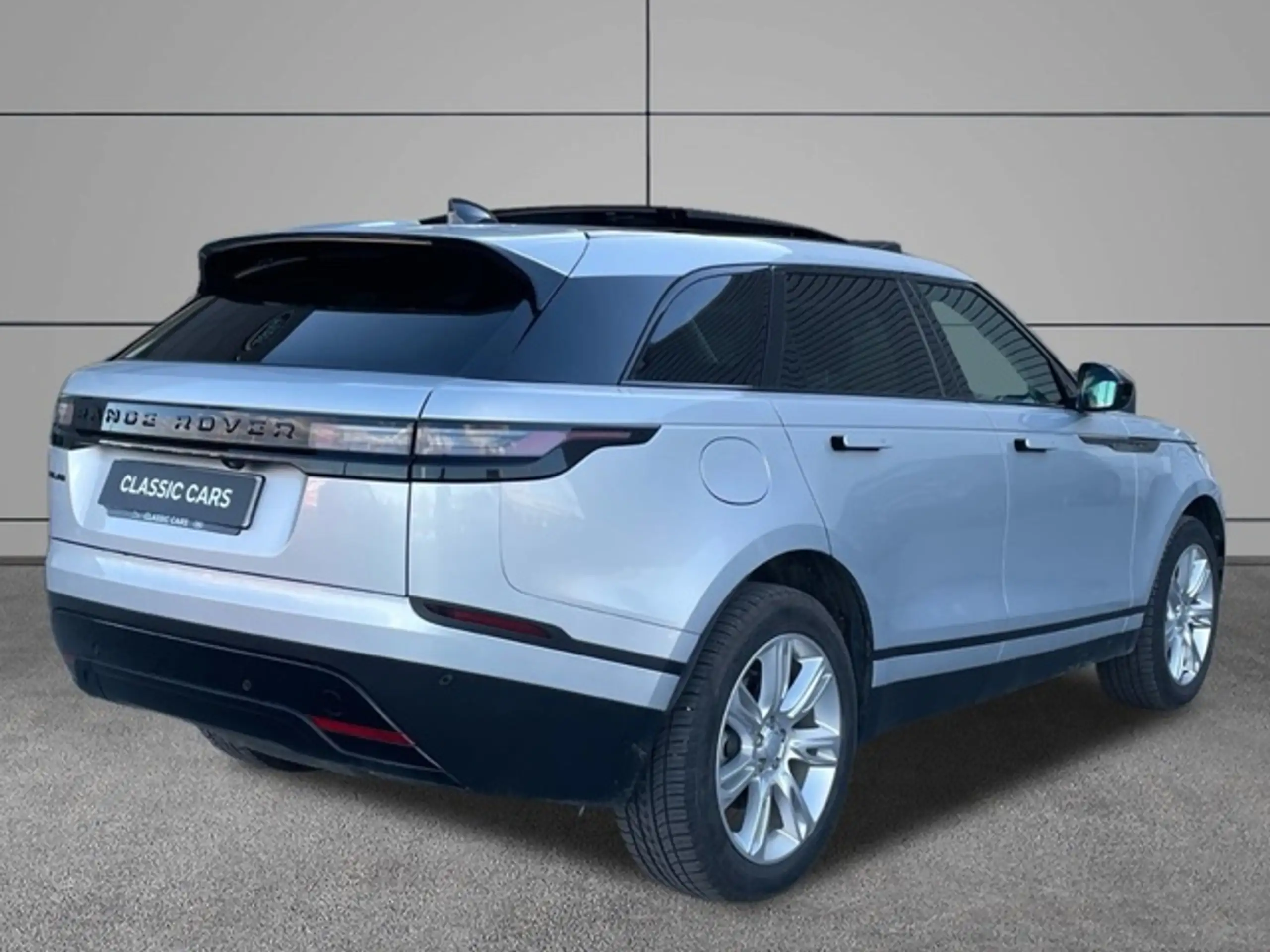 Land Rover - Range Rover Velar