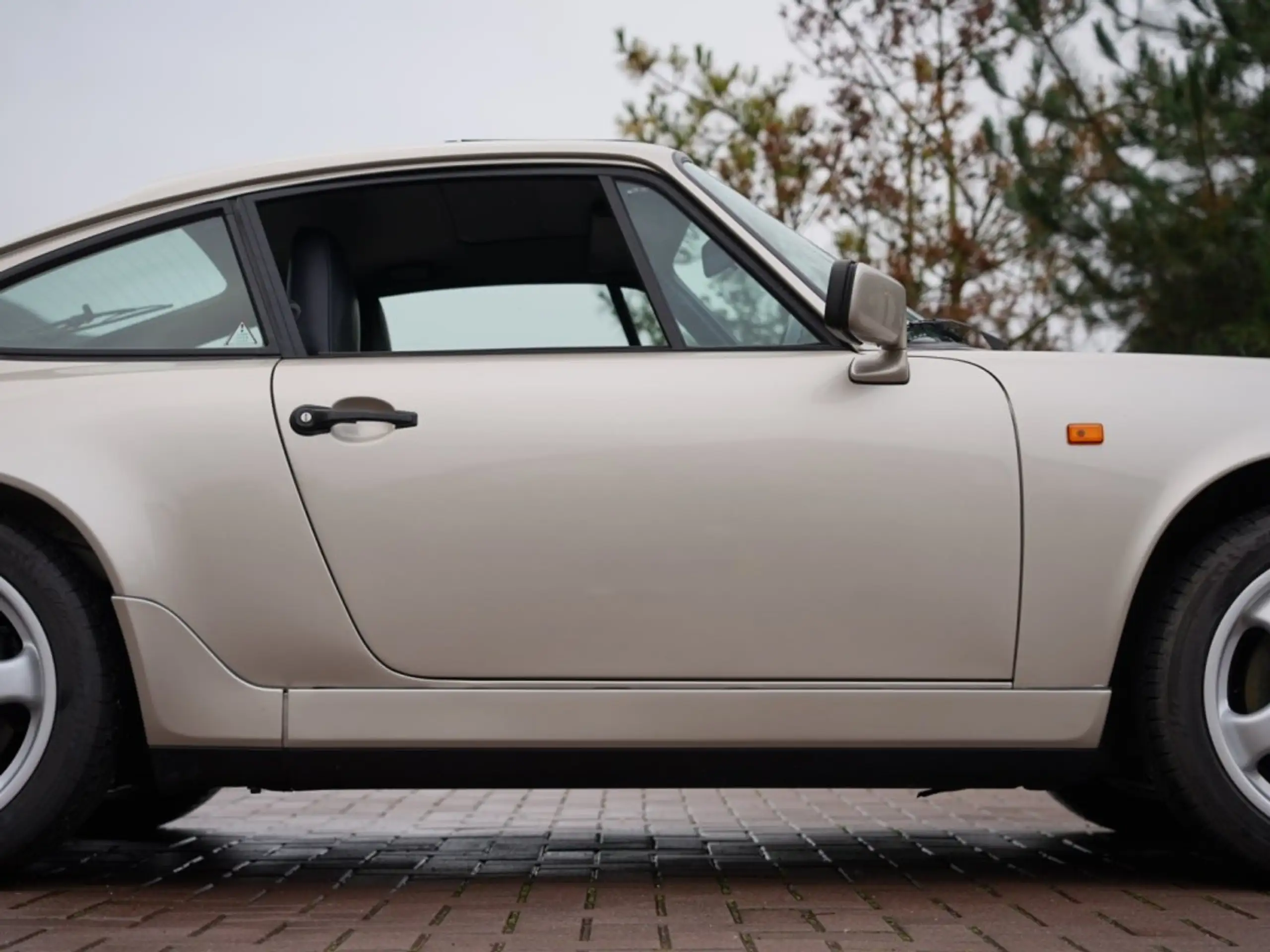 Porsche - 964