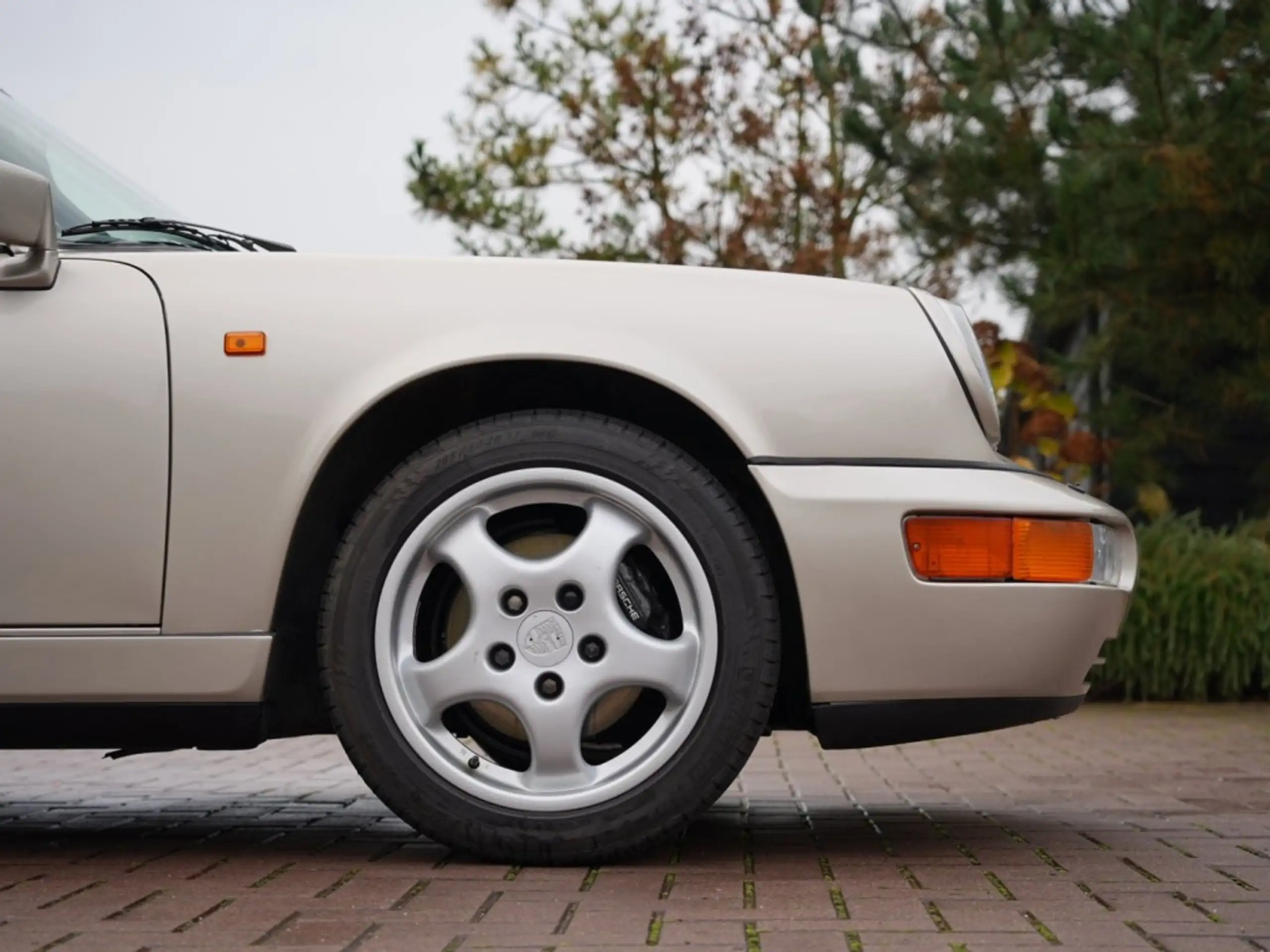 Porsche - 964