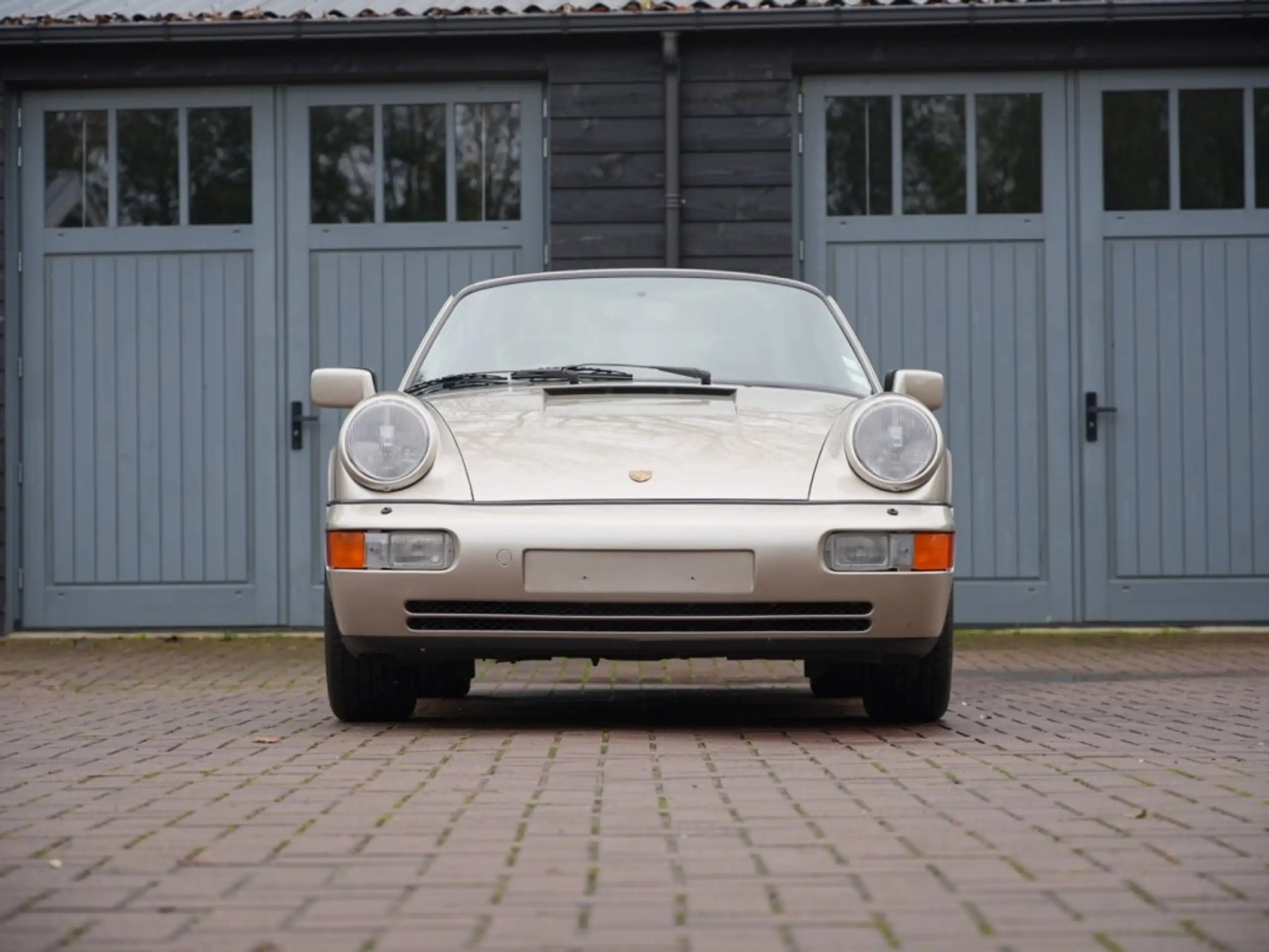 Porsche - 964