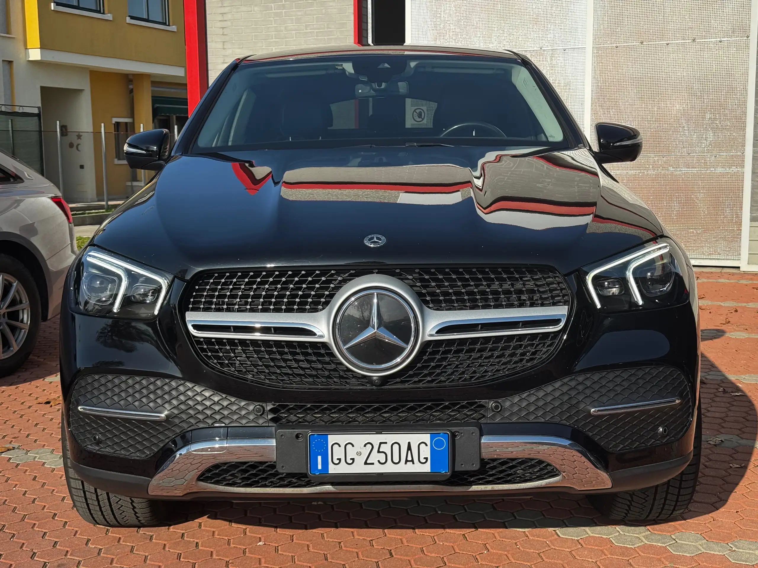 Mercedes-Benz - GLE 350