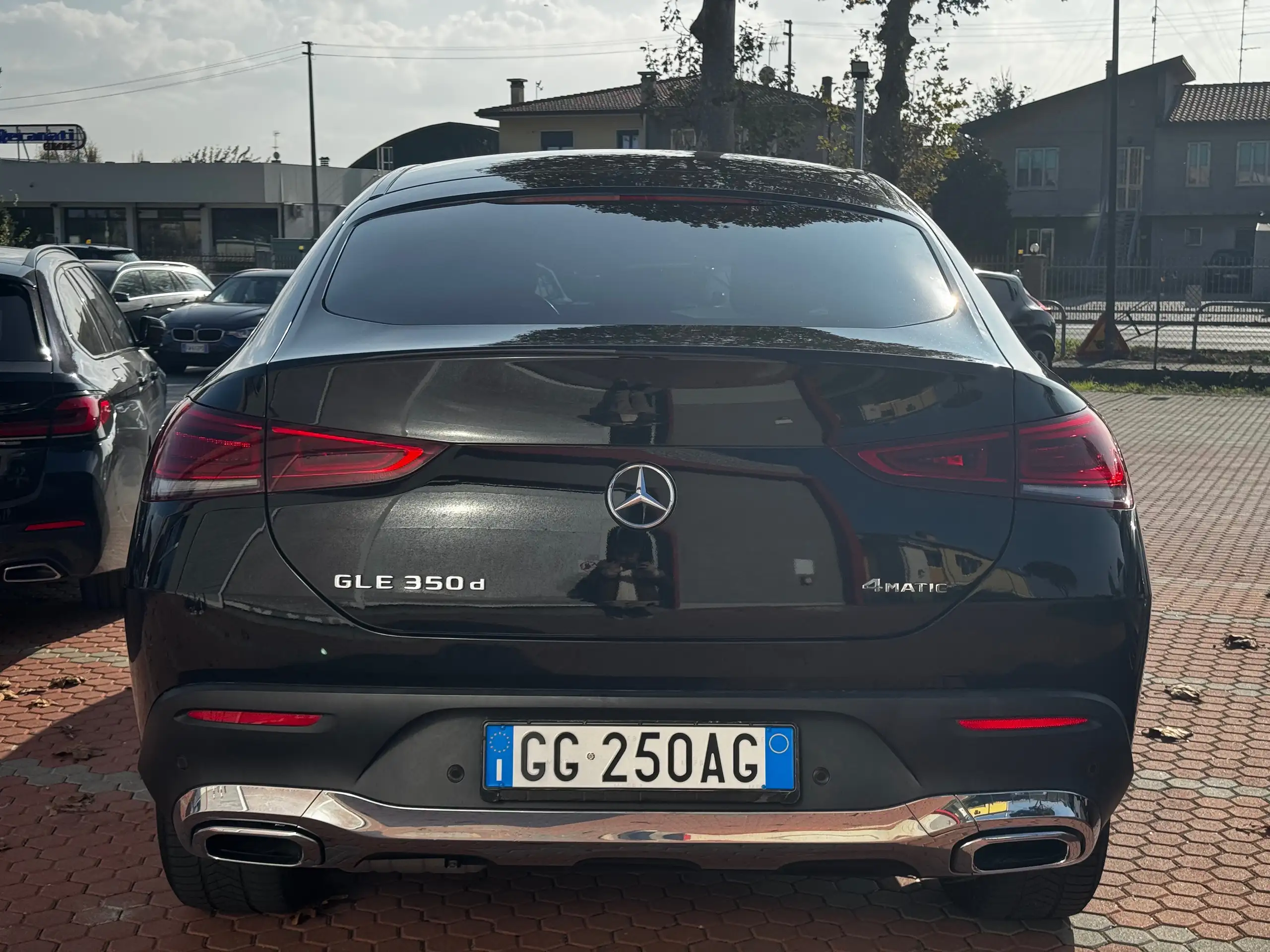 Mercedes-Benz - GLE 350