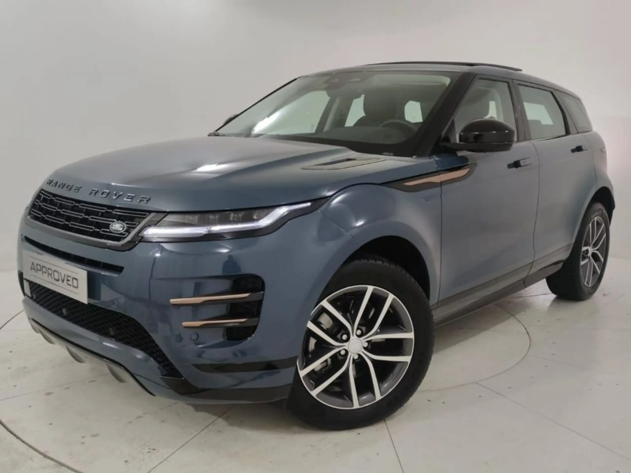 Land Rover - Range Rover Evoque