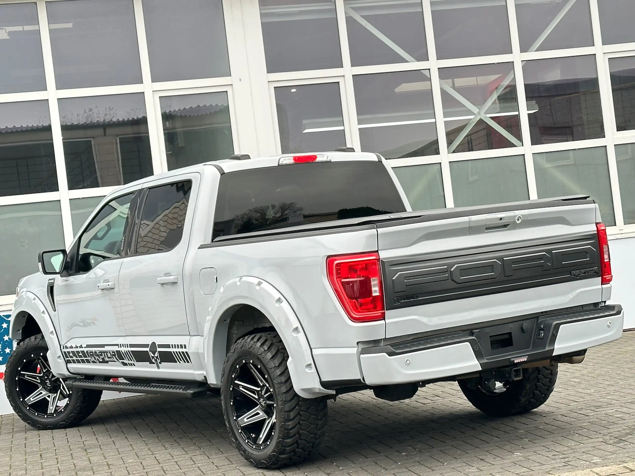 Ford - F 150