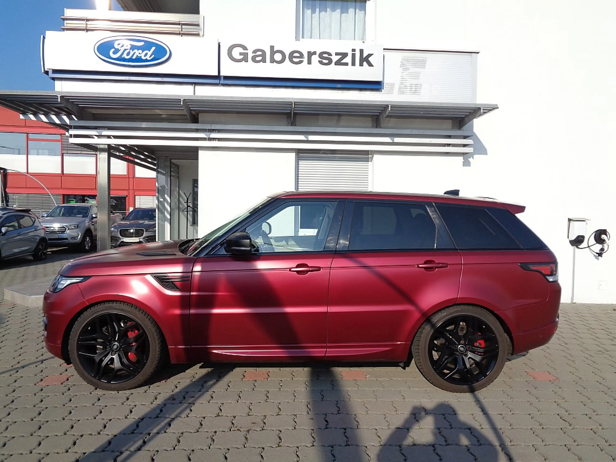 Land Rover - Range Rover Sport