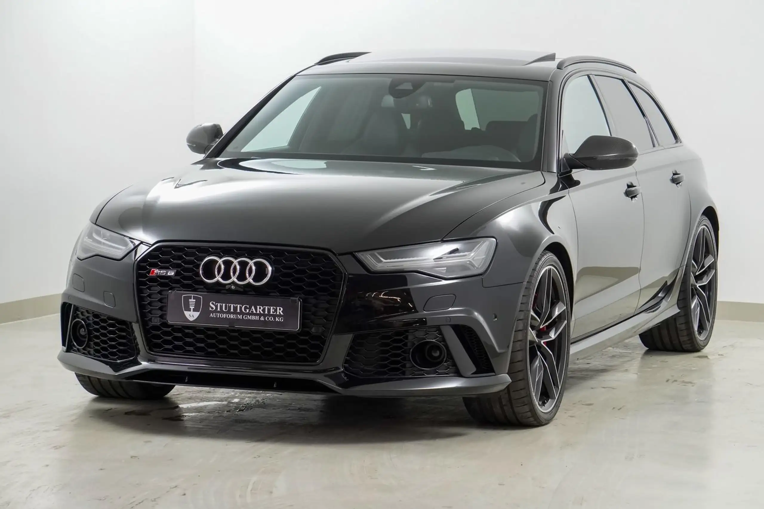 Audi - RS6