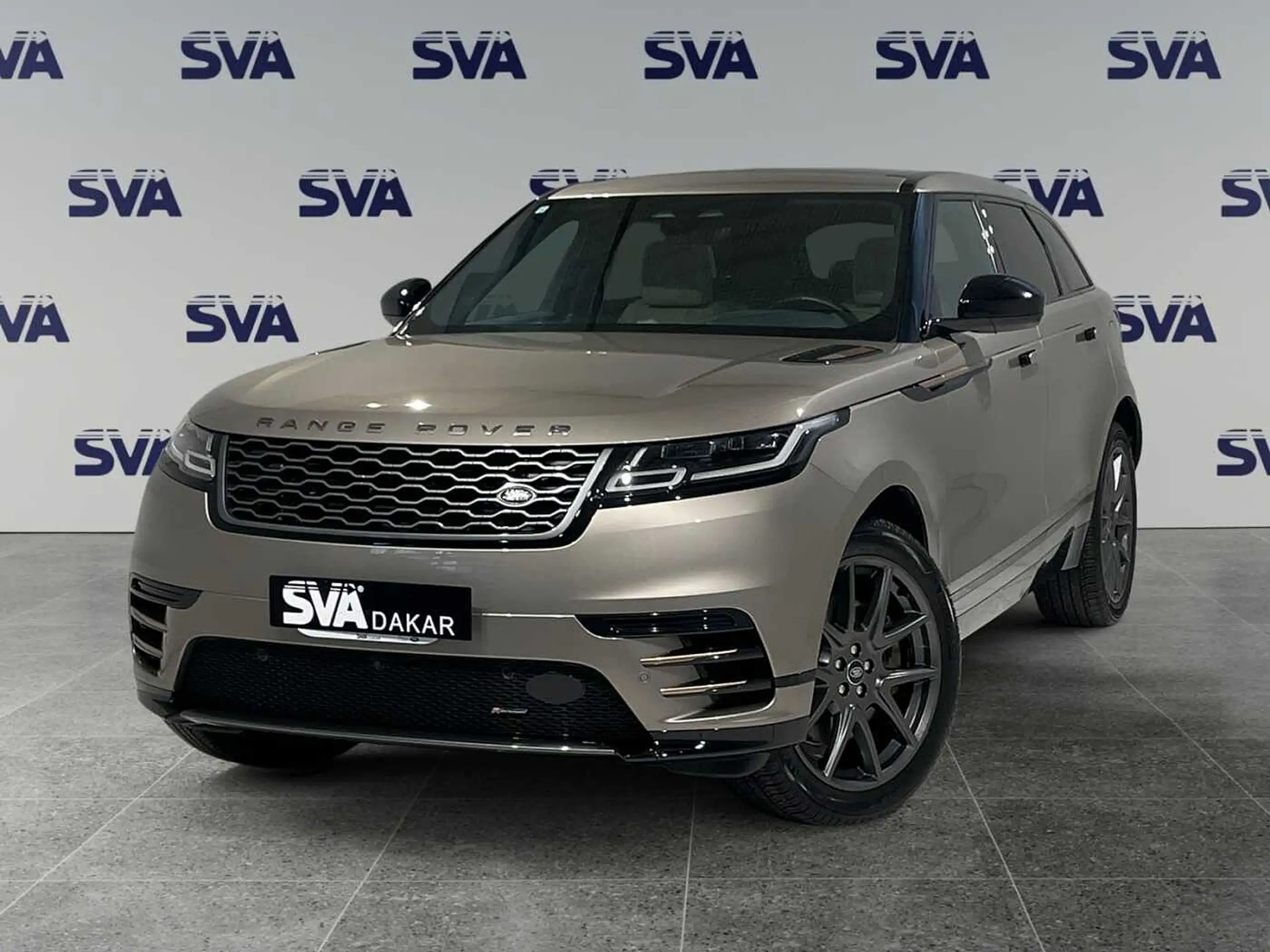 Land Rover - Range Rover Velar