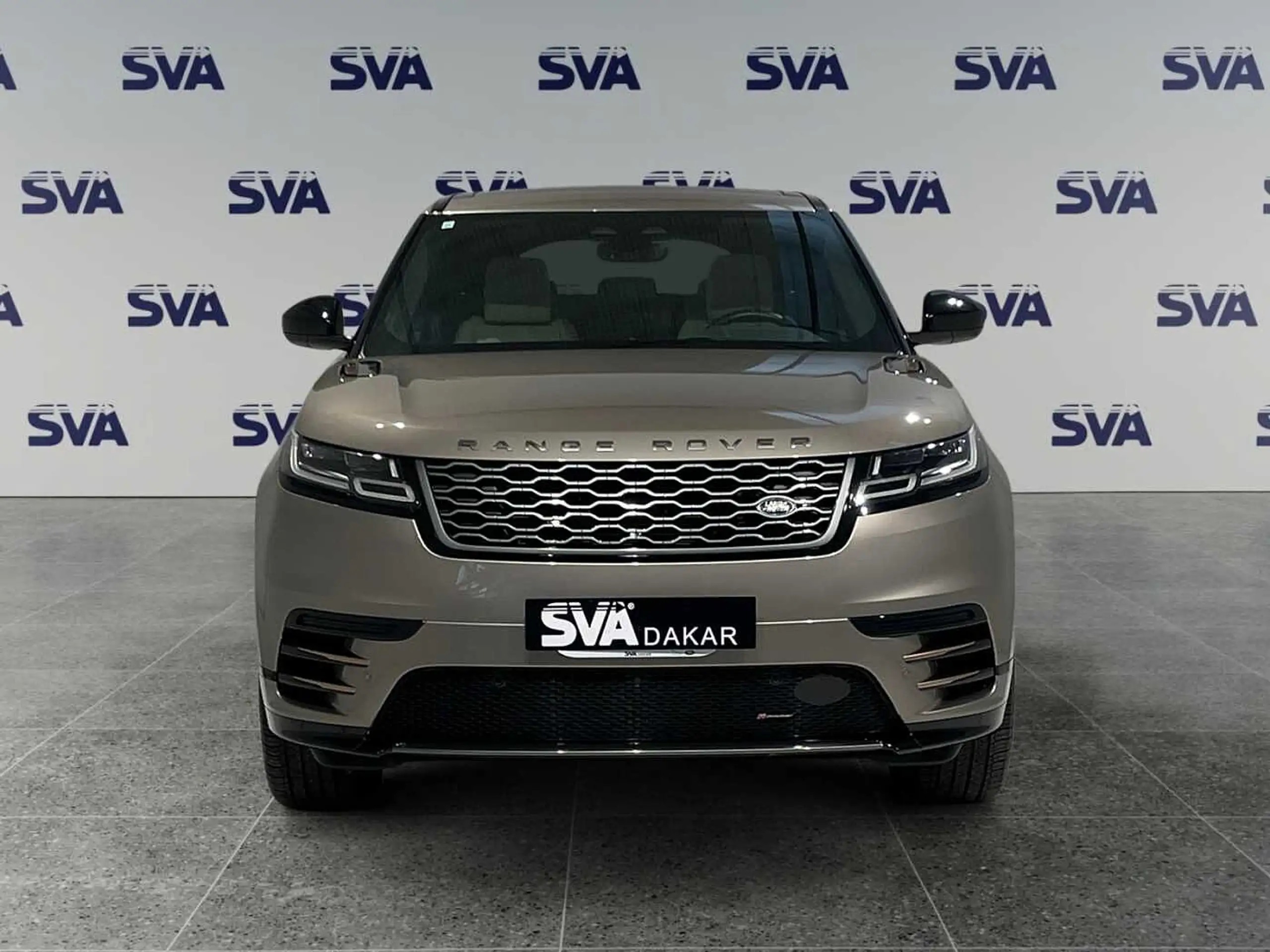 Land Rover - Range Rover Velar