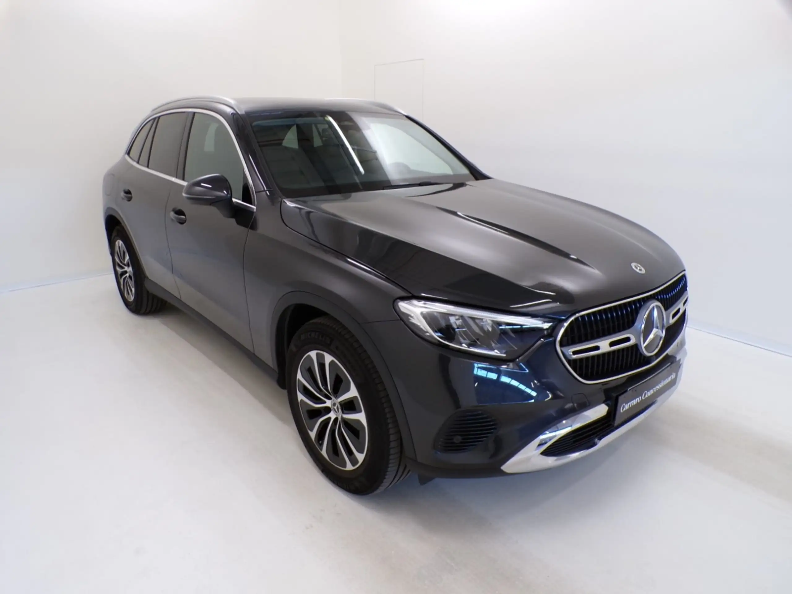 Mercedes-Benz - GLC 220