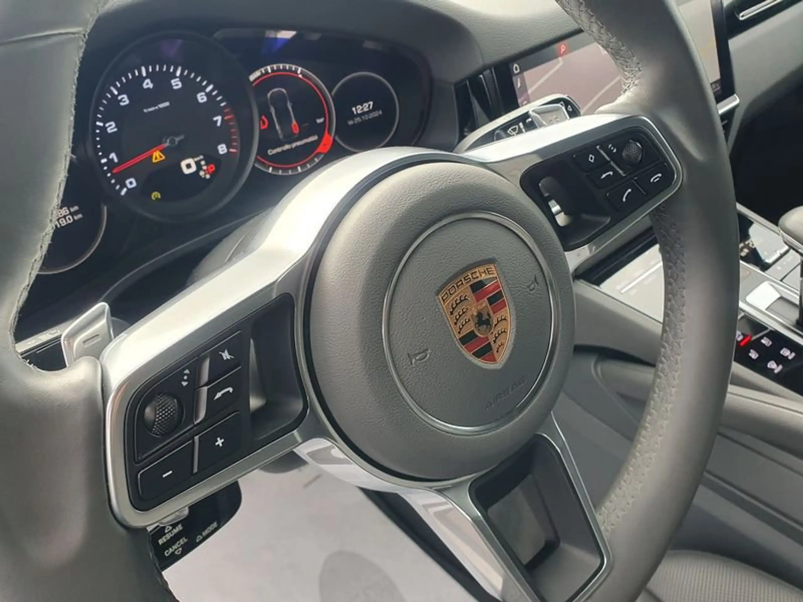 Porsche - Cayenne