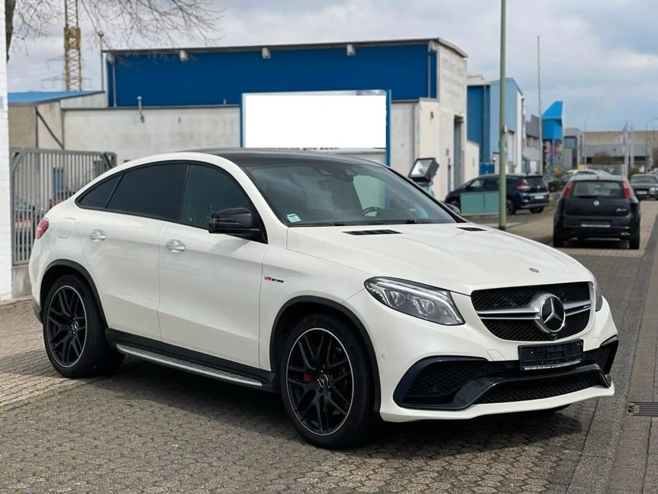 Mercedes-Benz - GLE 63 AMG