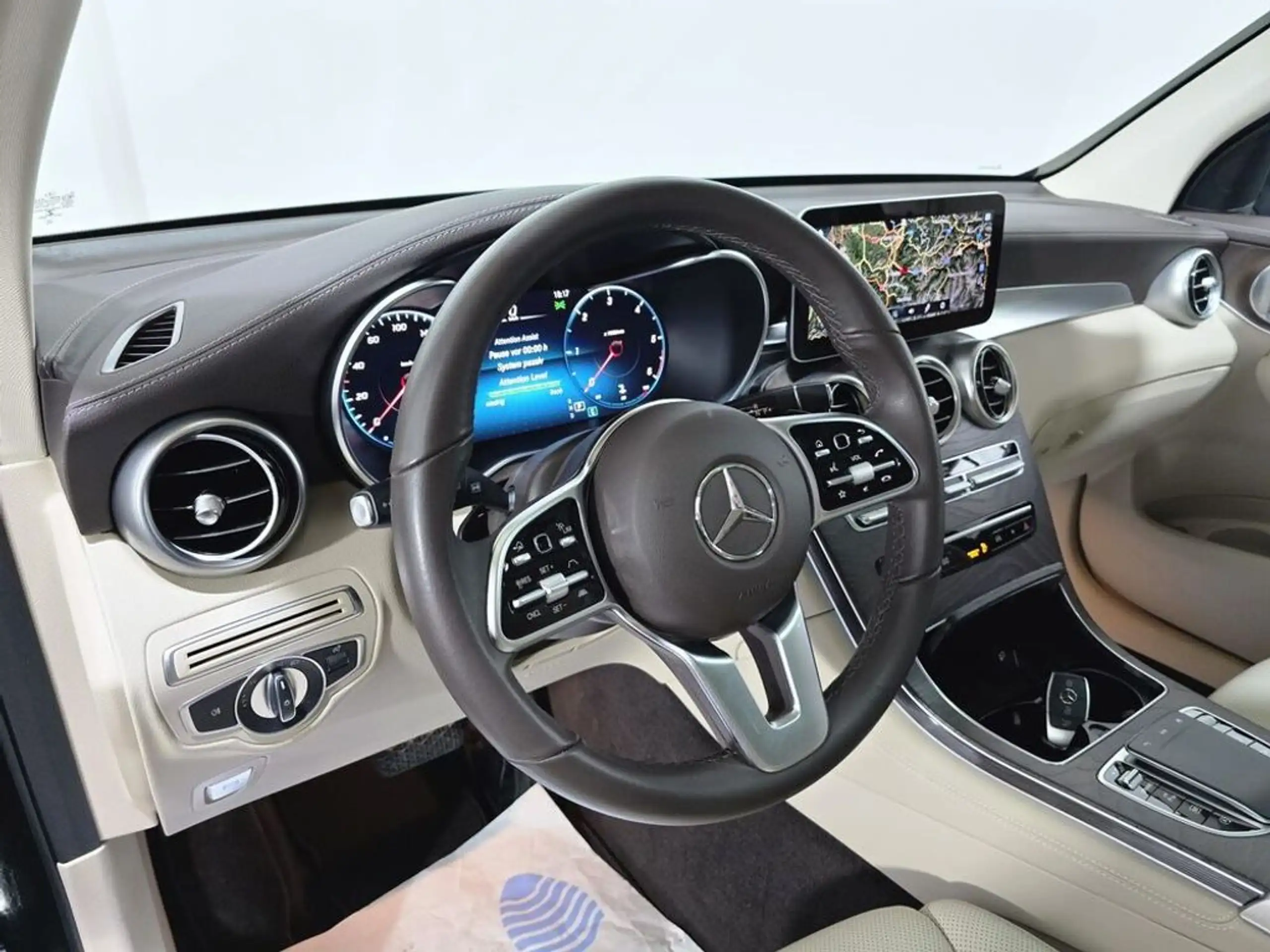 Mercedes-Benz - GLC 400