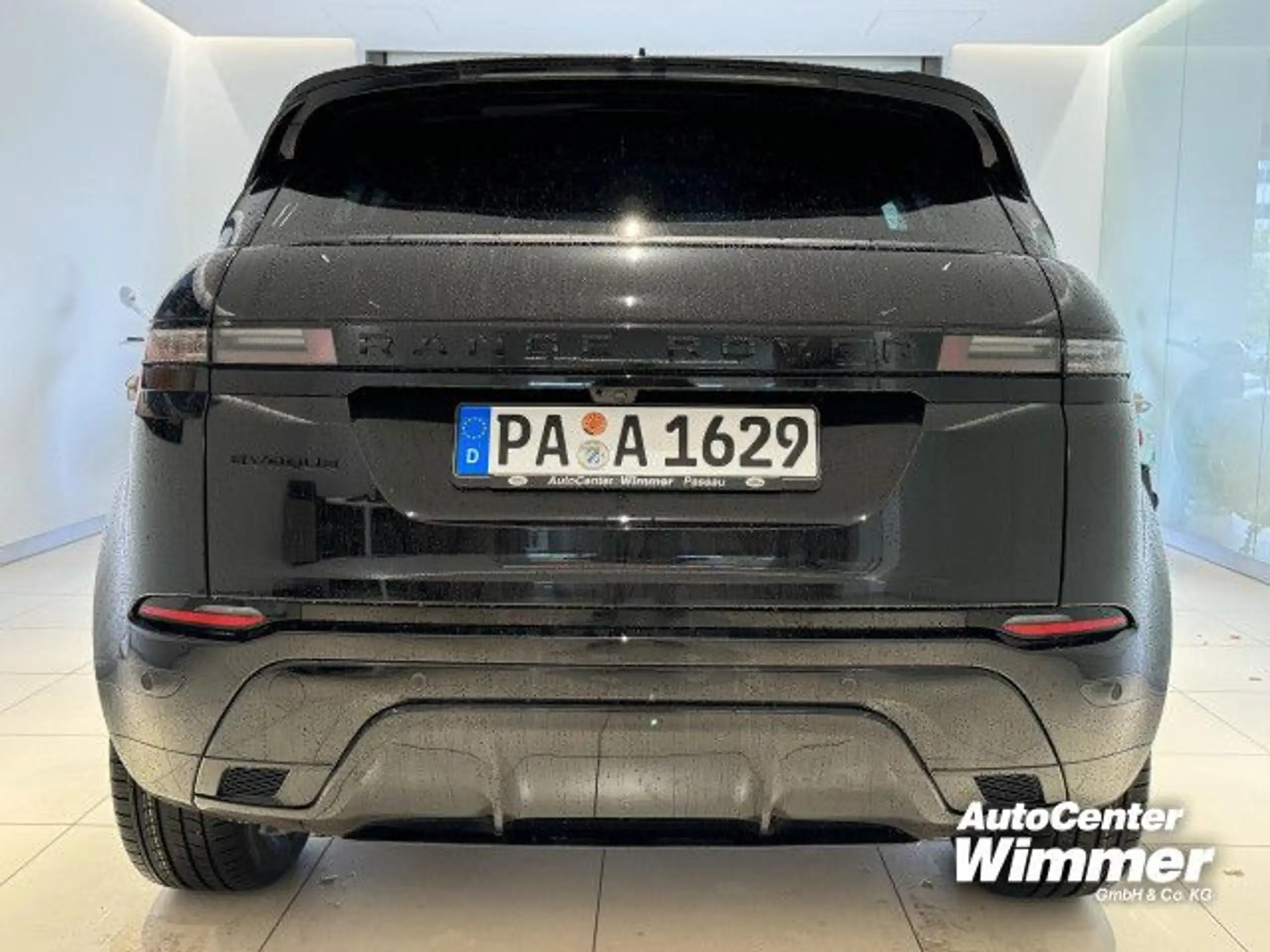 Land Rover - Range Rover Evoque