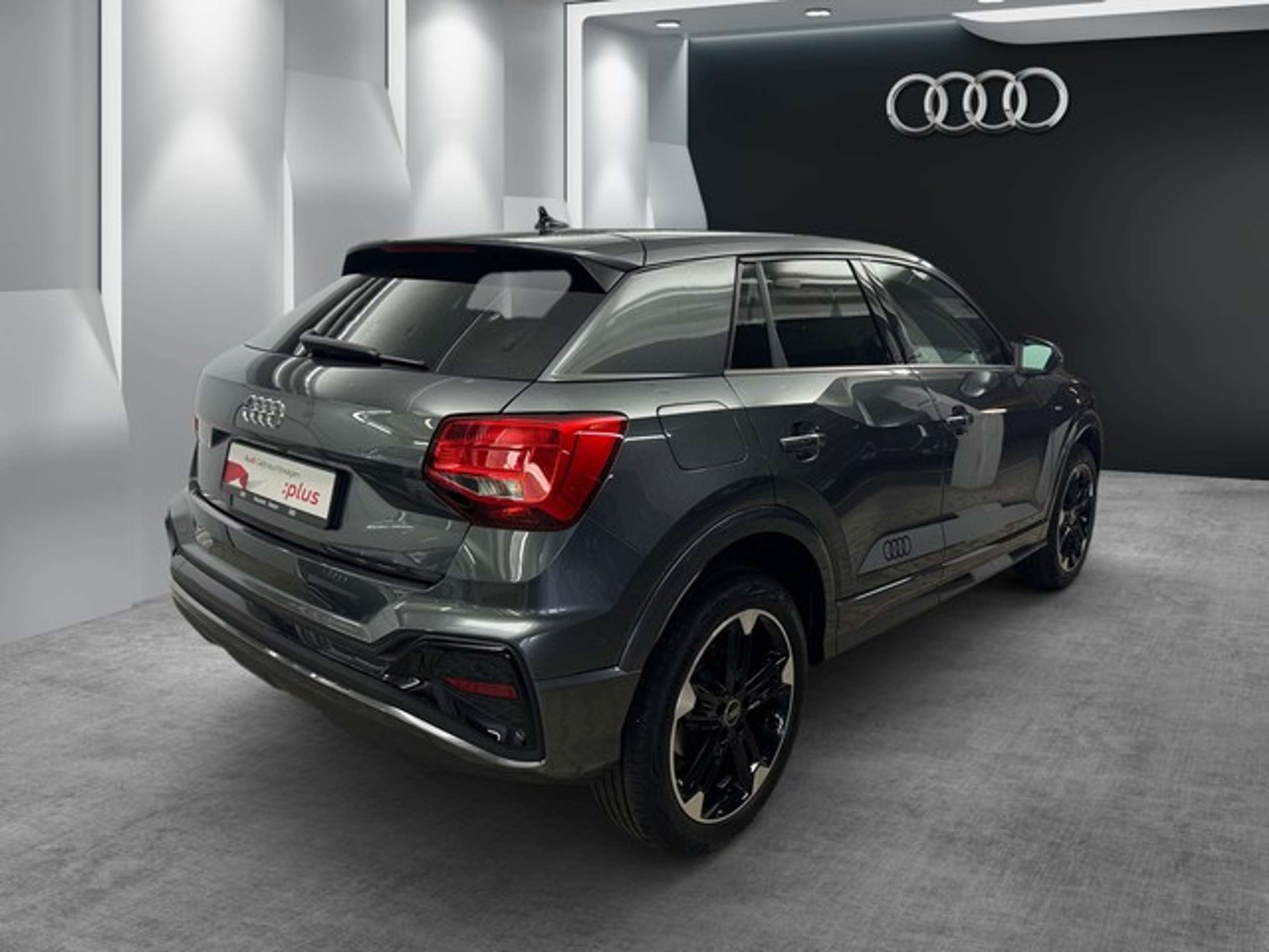 Audi - Q2