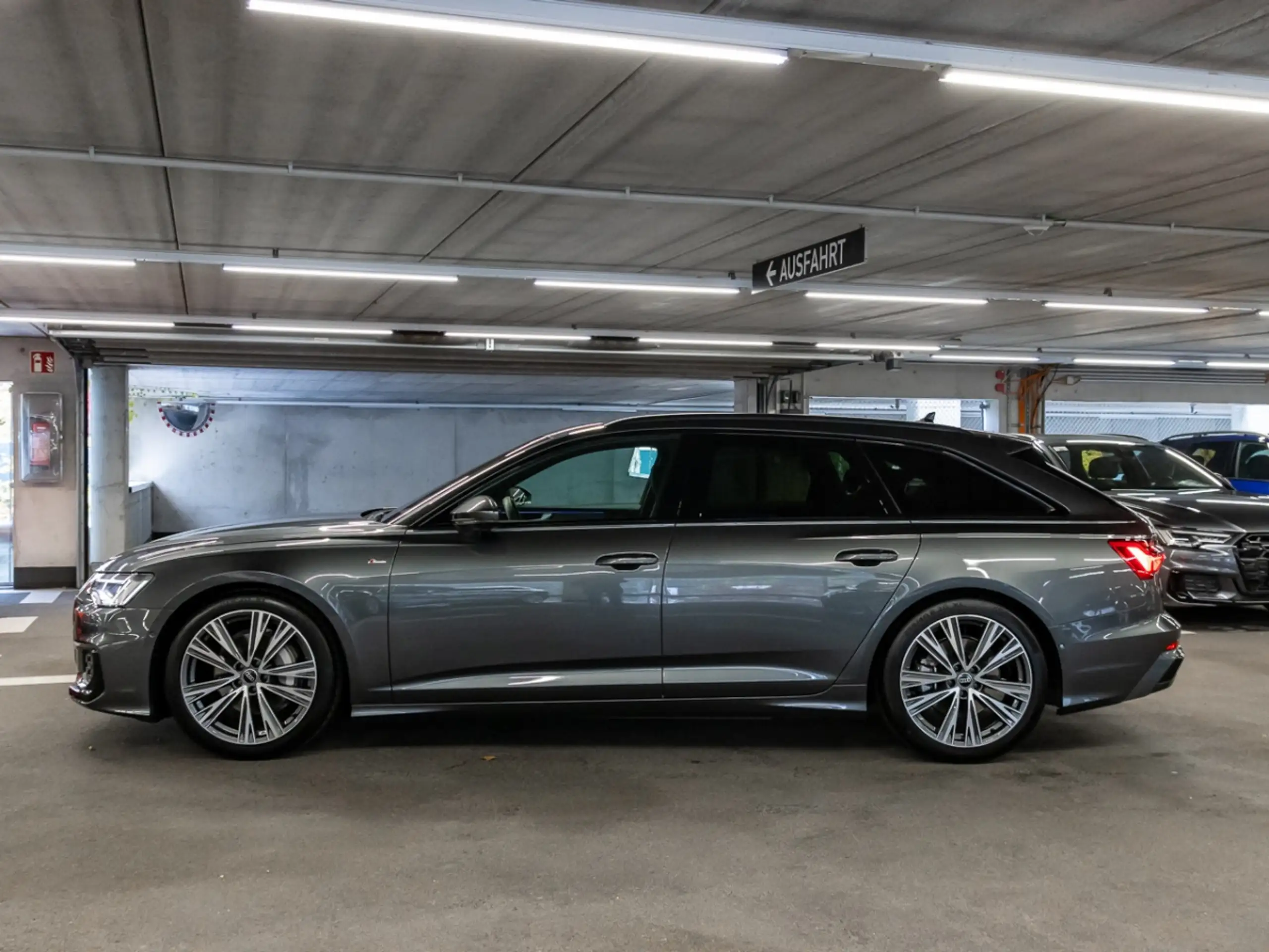 Audi - A6