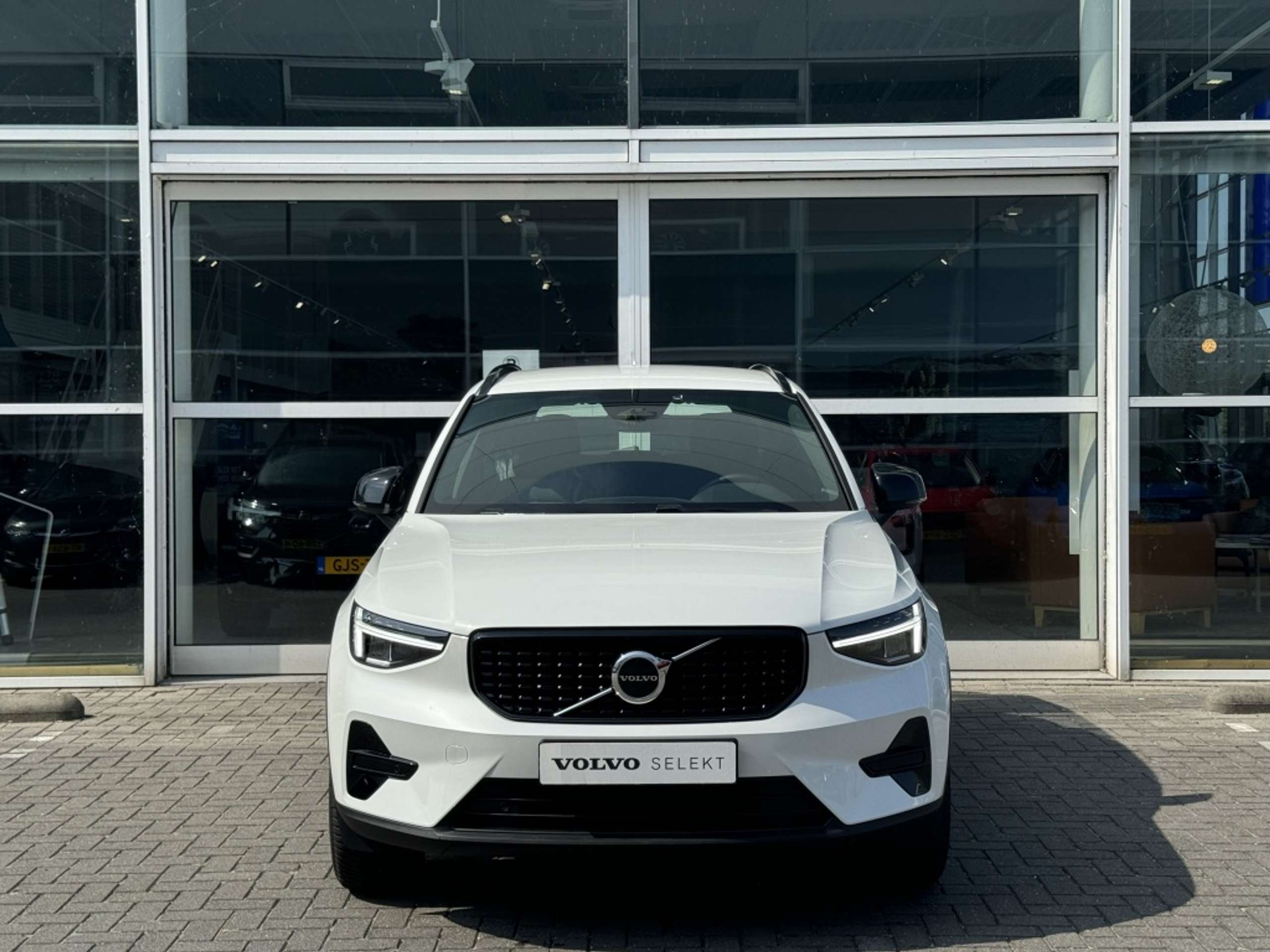 Volvo - XC40