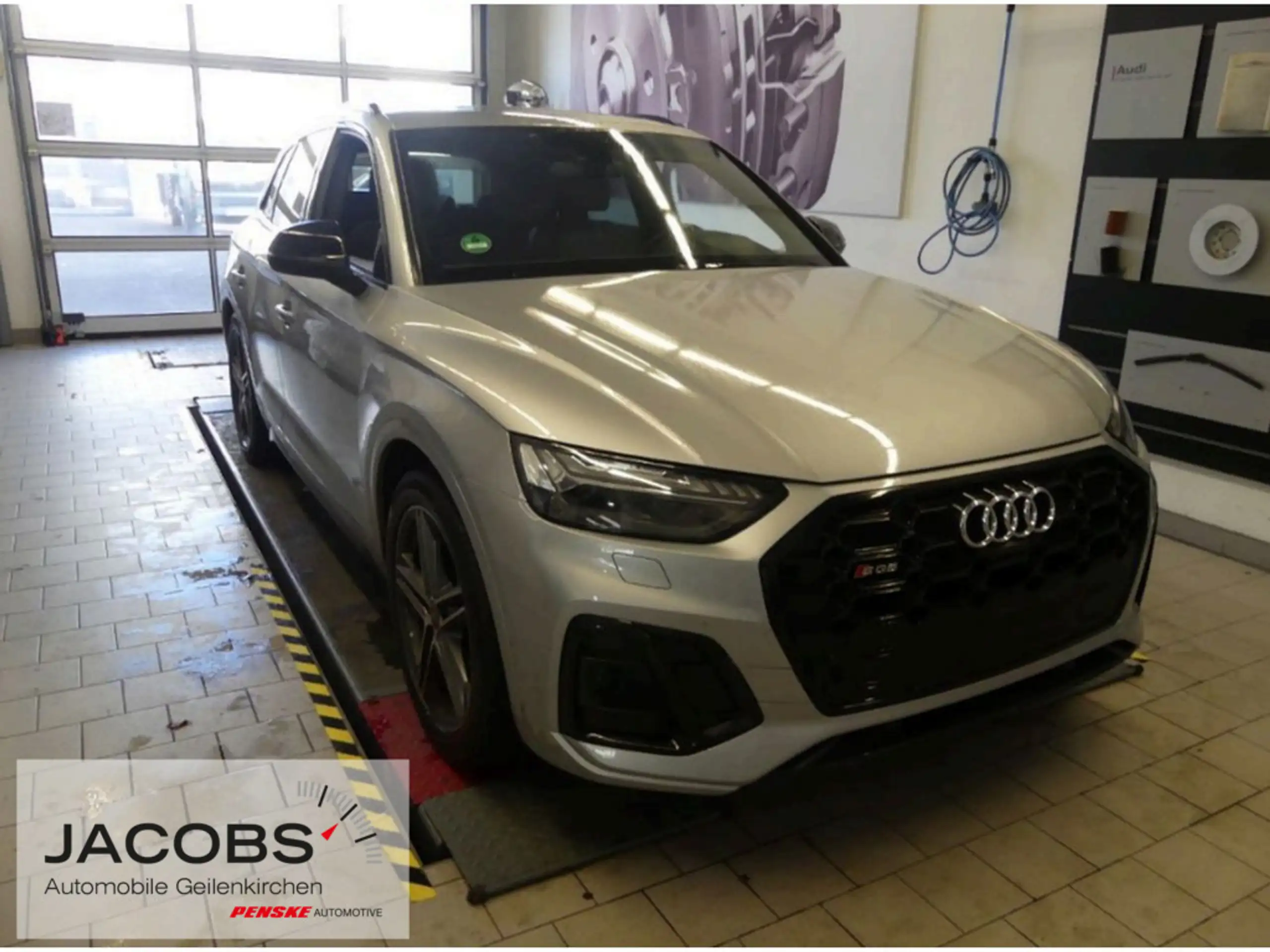 Audi - SQ5