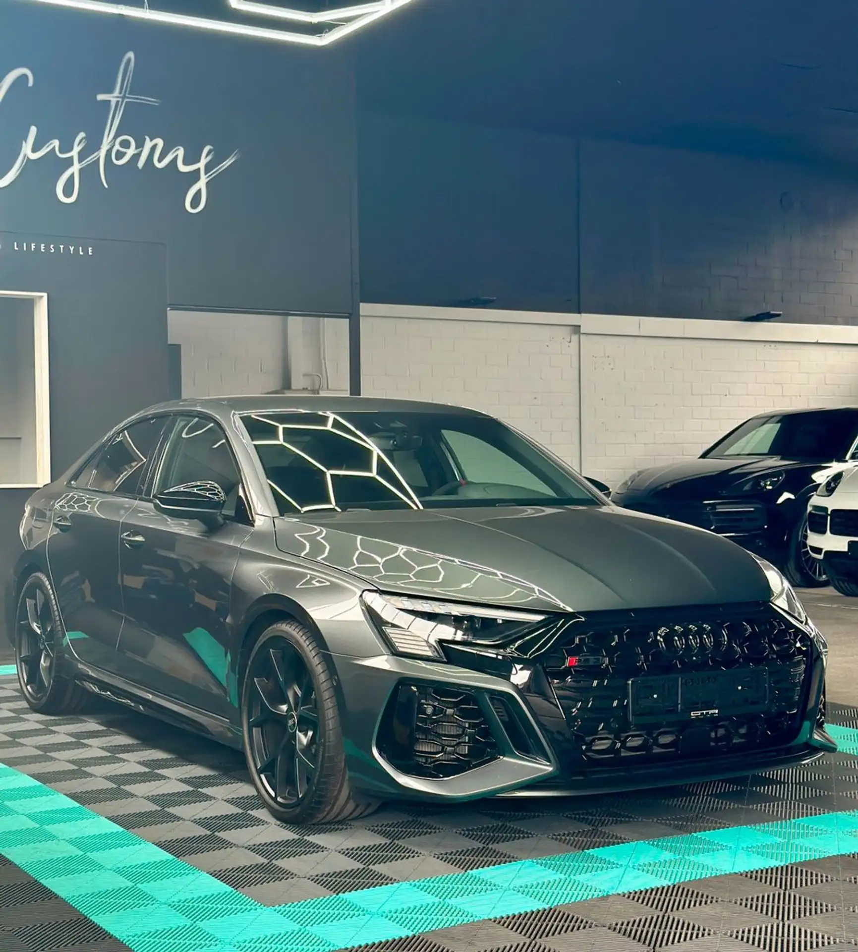 Audi - RS3